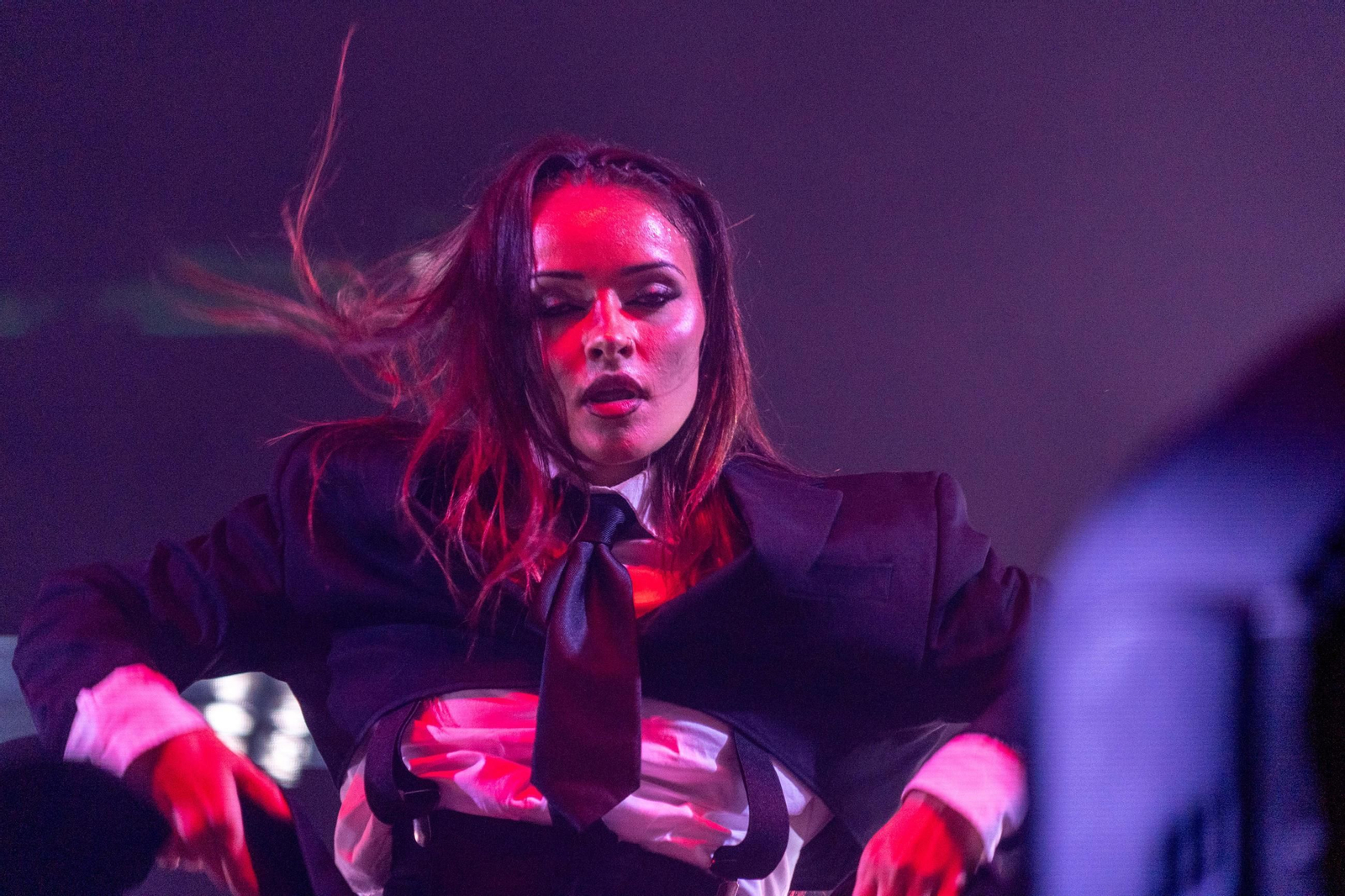 Colombinas 2025: Imágenes del concierto de Chanel en las Fiestas Colombinas