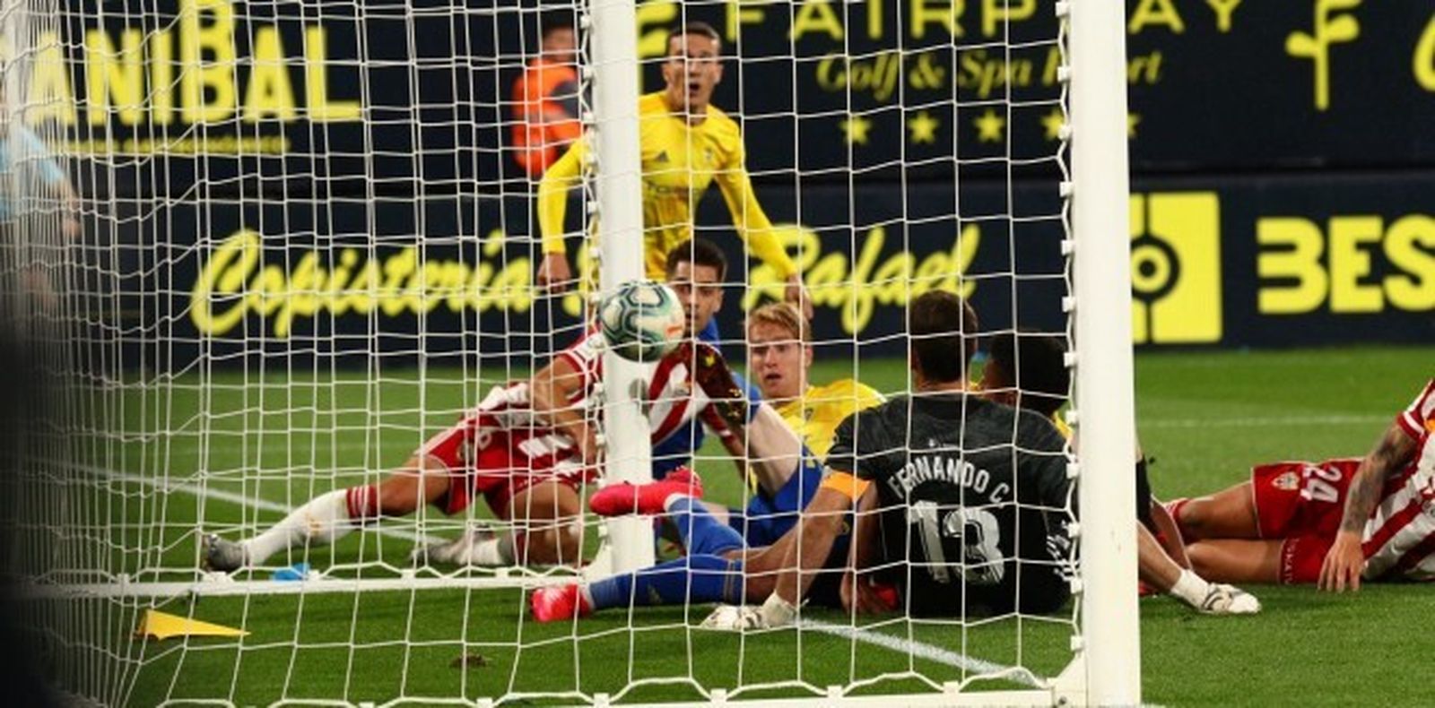 El último Cádiz-Almería fue el 1 de marzo de 2020 y se saldó con 2-1