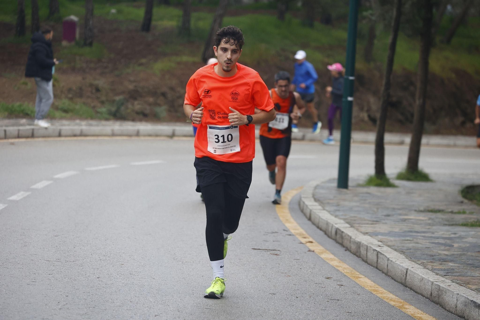 La Minimaratón Peña El Bastón, en fotos