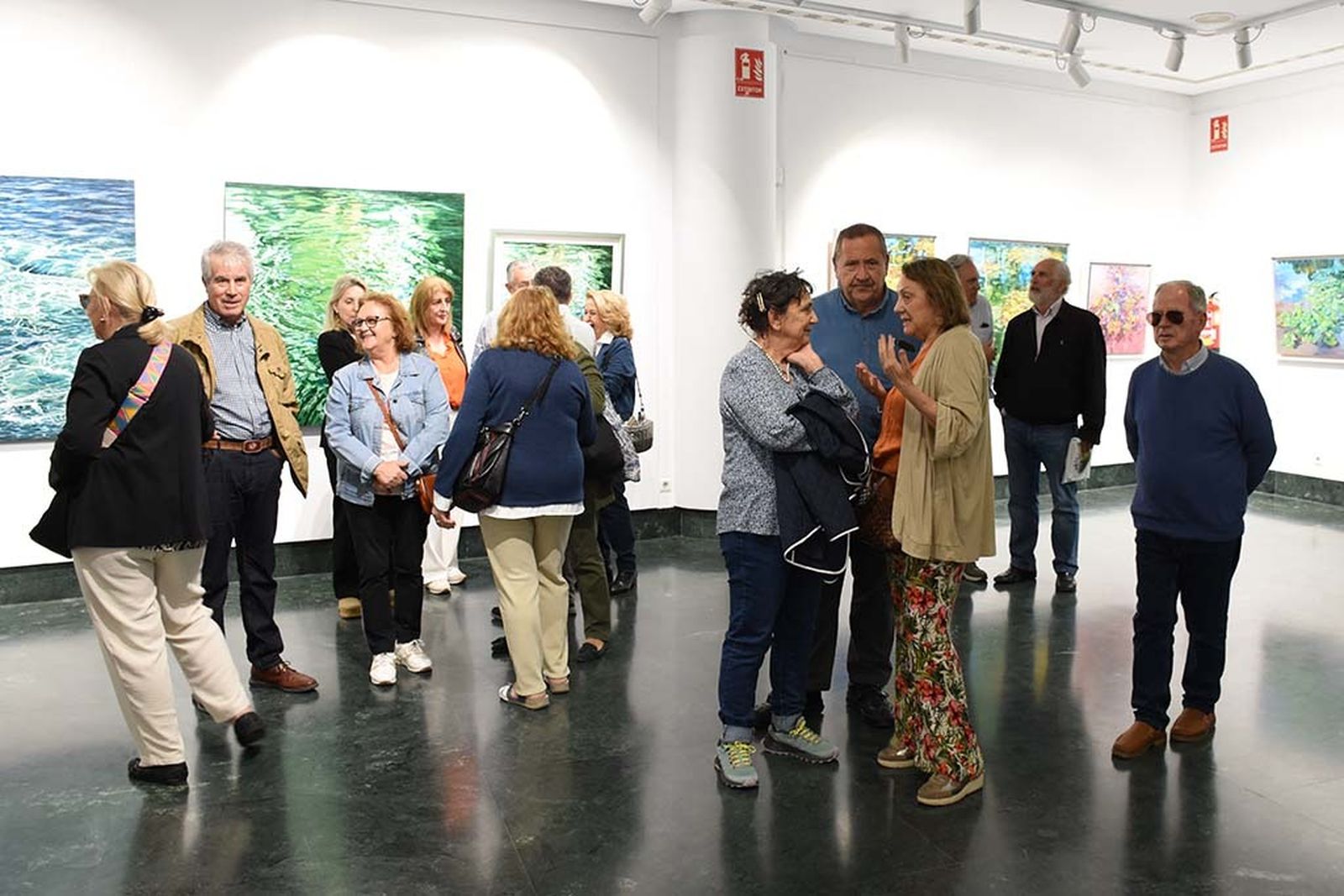Inauguración exposición 'Naturaleza' del pintor ayamontino Juan Fernández.