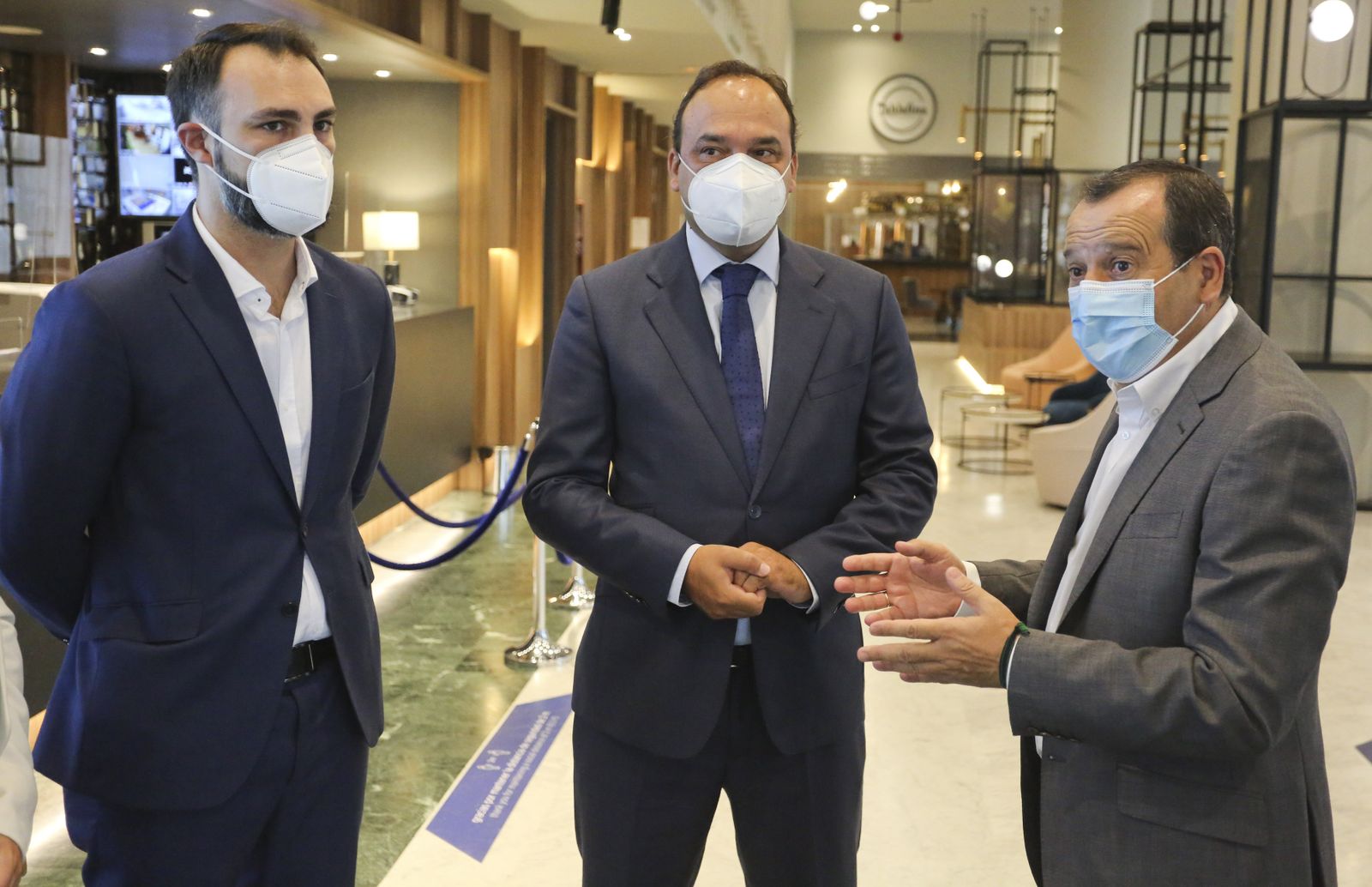 Fotos del Foro Joly con el economista José Carlos Díez