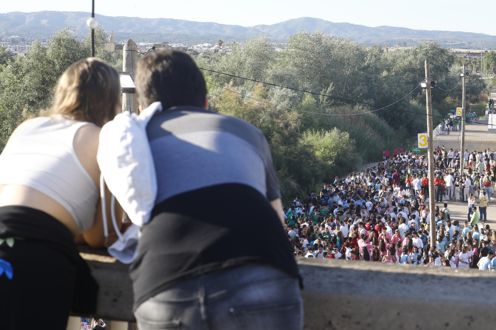 Las mejores fotos del botellón de la Feria de Córdoba