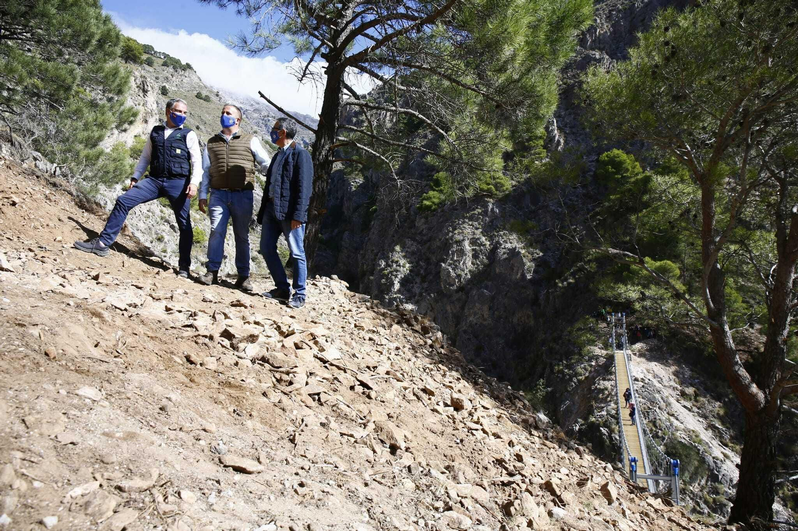 Fotos: así es el nueve puente colgado estrenado en Málaga Fotos: así es el nueve puente colgado estrenado en Málaga