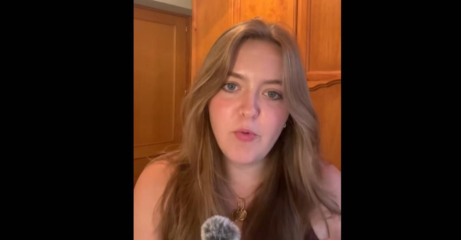 Sophie Gray explicando qué es ser de "Cádiz, Cádiz"