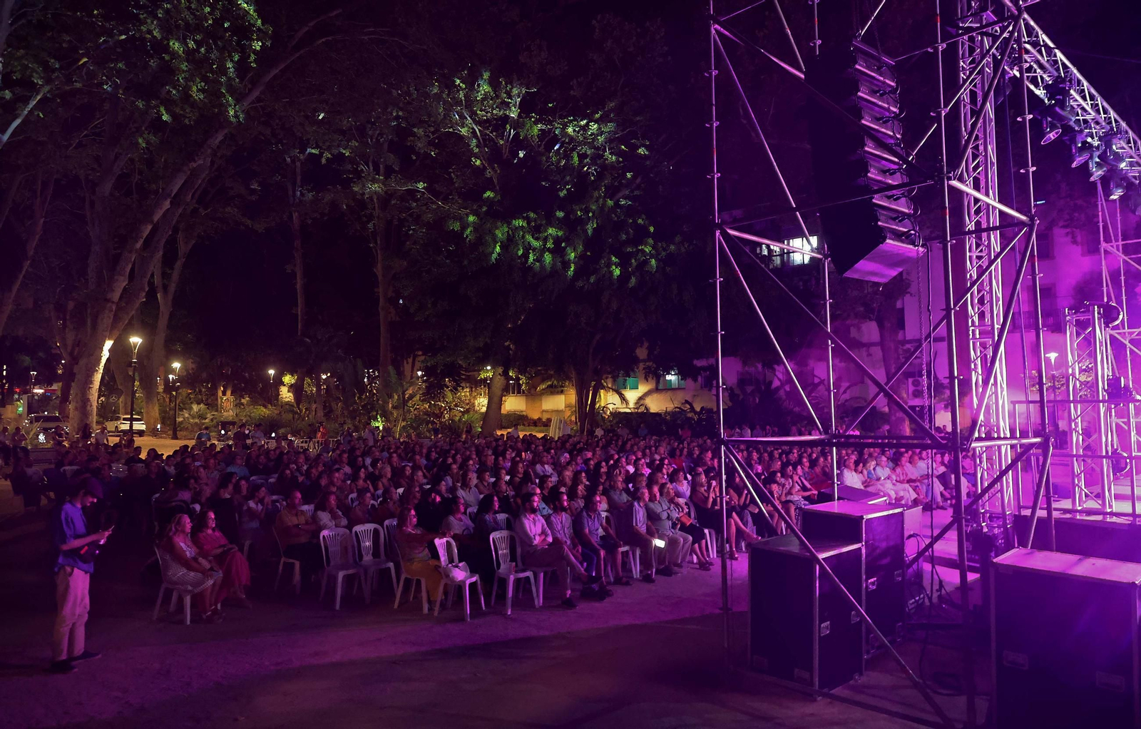 Fotos del concierto del sexteto flamenco en el Encuentro de Guitarra Paco de Lucía