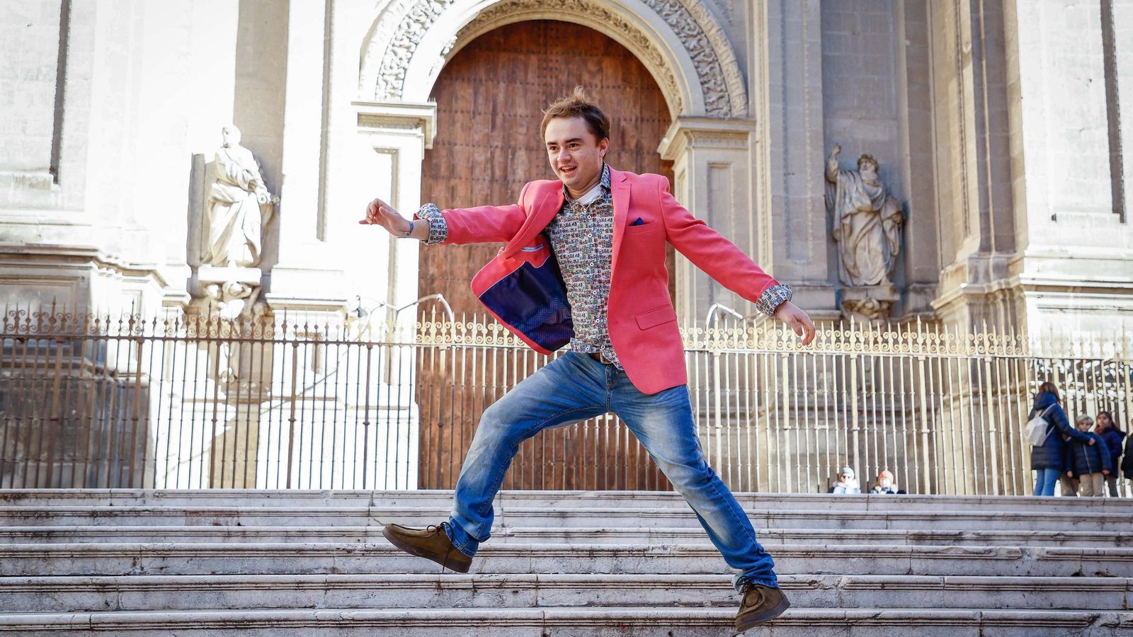 La magia del Circo Encantado regresa a Granada.