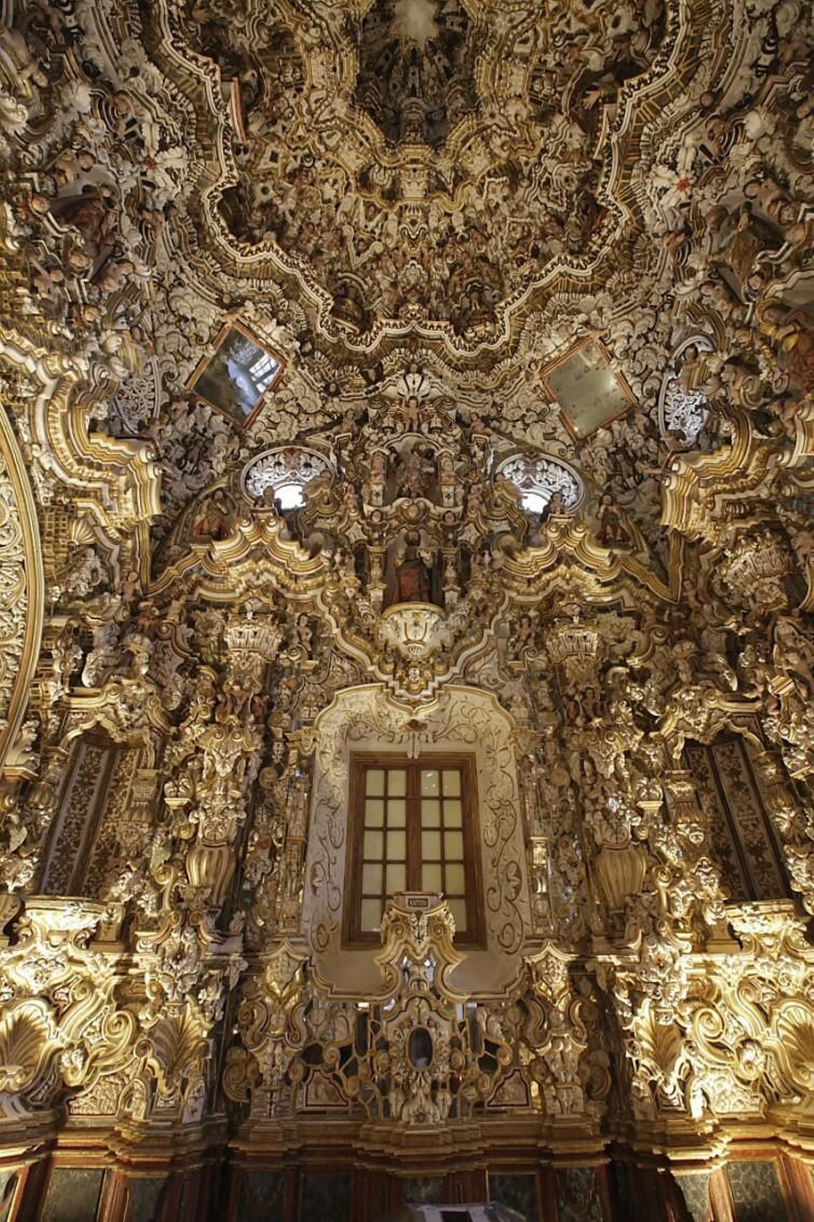 La Torre Camarín de la Ermita de Jesús del Llano es una manifestación del barroco más expresivo del siglo XVIII. Baños de la Encina, uno de los pueblos más bonitos de España