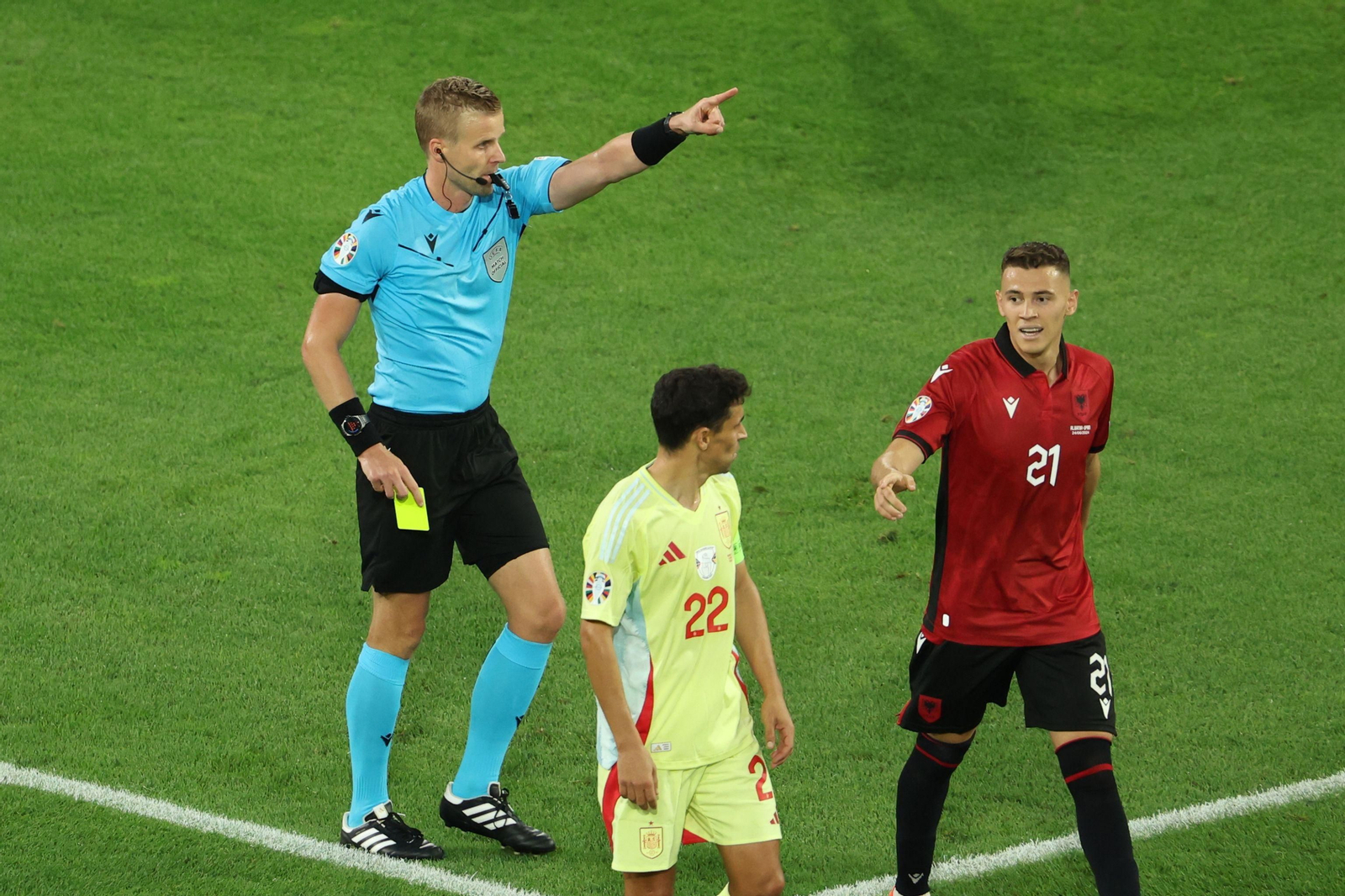 Las fotos del Albania - España