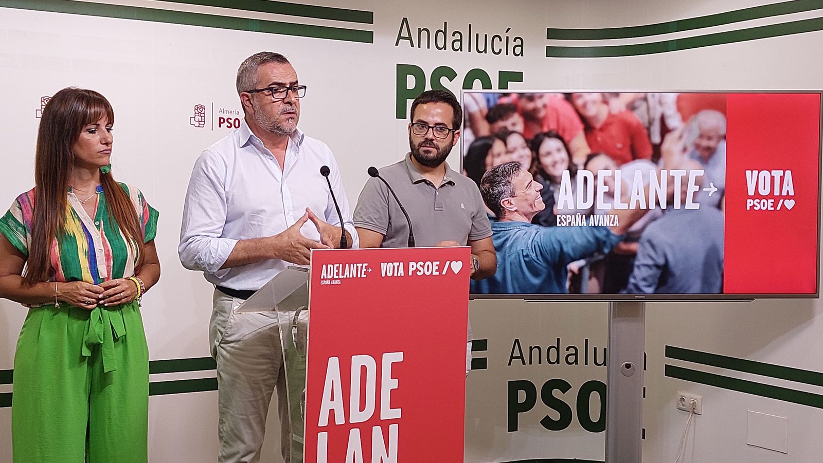 Inés Plaza, Juan Antonio Lorenzo y Juan Francisco Garrido, candidatos del PSOE Almería