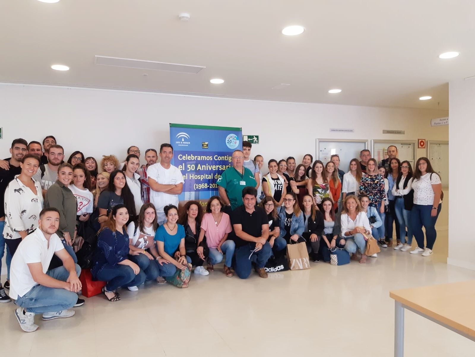 Acto de bienvenida a los estudiantes en el hospital de Jerez.