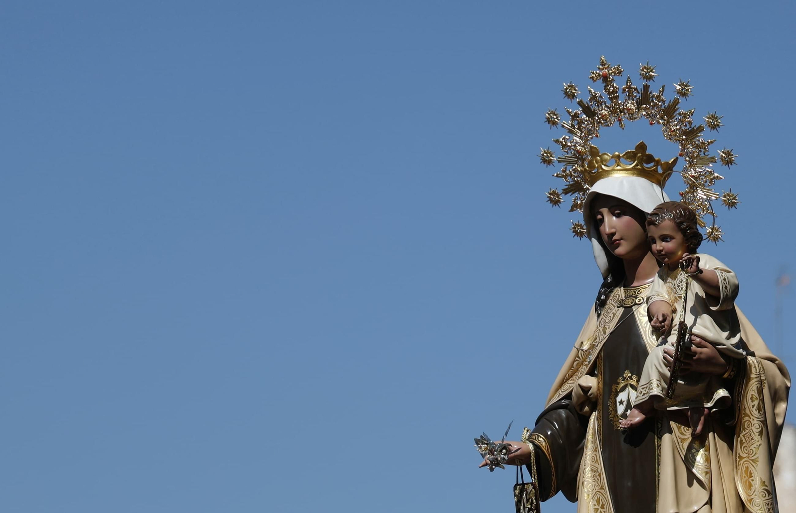 La procesión de la Virgen del Carmen en El Palo, en Málaga, en imágenes