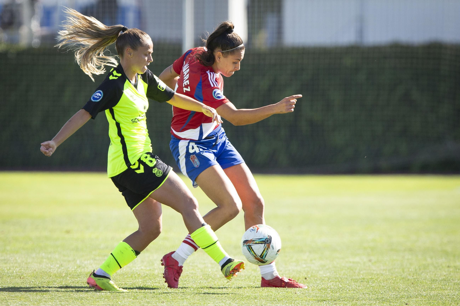 Las mejores imágenes del derbi Granada CF Femenino-Real Betis