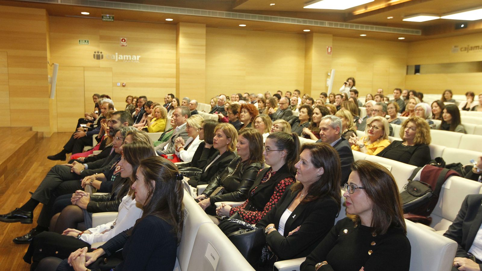 El Centro de Cultura de Cajamar albergó la ceremonia de entrega de los Premios Almur.
