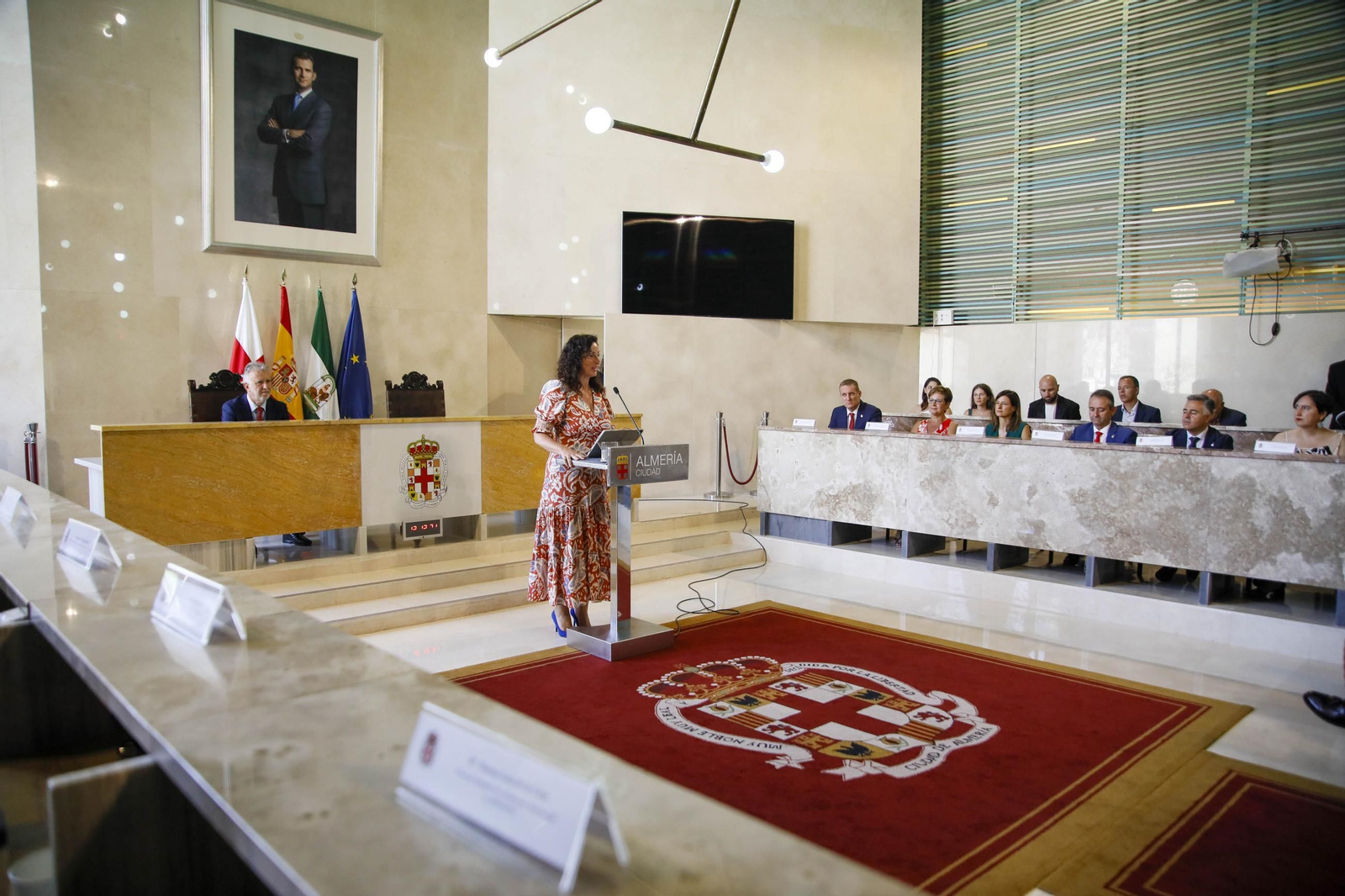 Placa de memoria histórica en el monumento de los coloraos, en imágenes