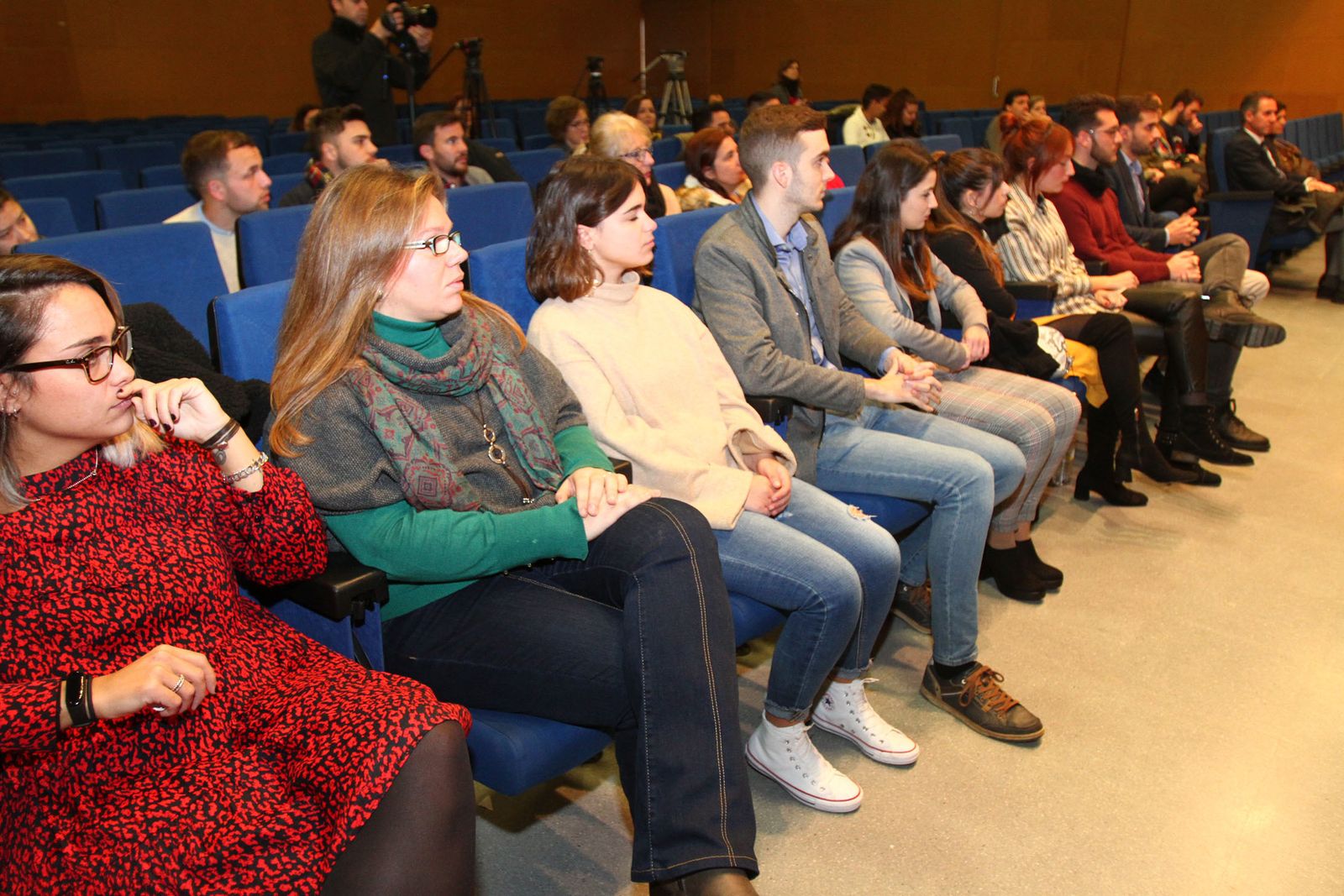 entrega los Premios 'Alumno 10c' de la cátedra Fundación Cepsa