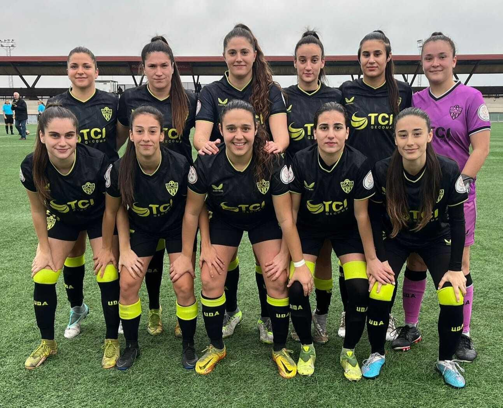 Once presentado por el conjunto almeriense en su visita al Villaviciosa de Odón.