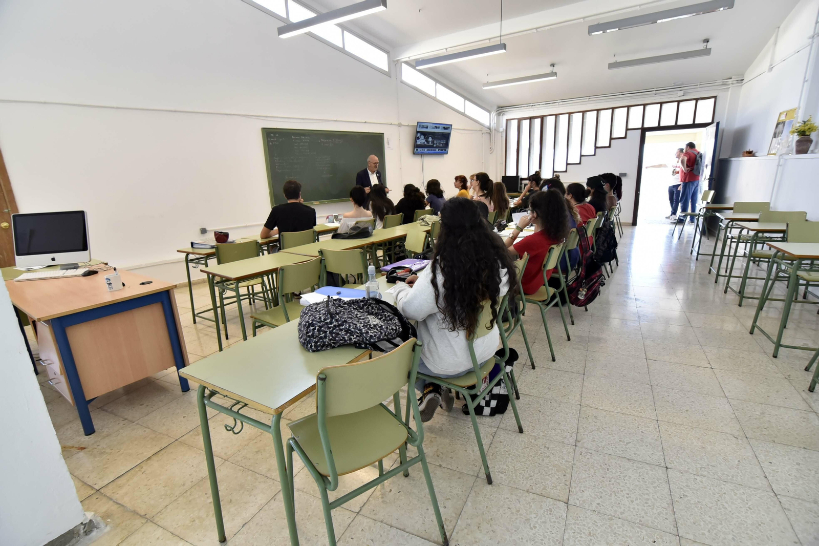 Alumnos de Bachillerato, en la Escuela de Artes y Oficios de Algeciras.