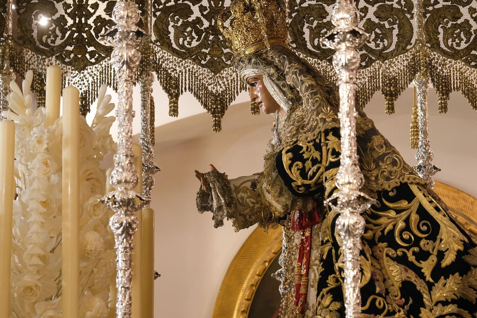 Visitas al Cachorro y Esperanza de Triana previo a sus traslados a la Catedral