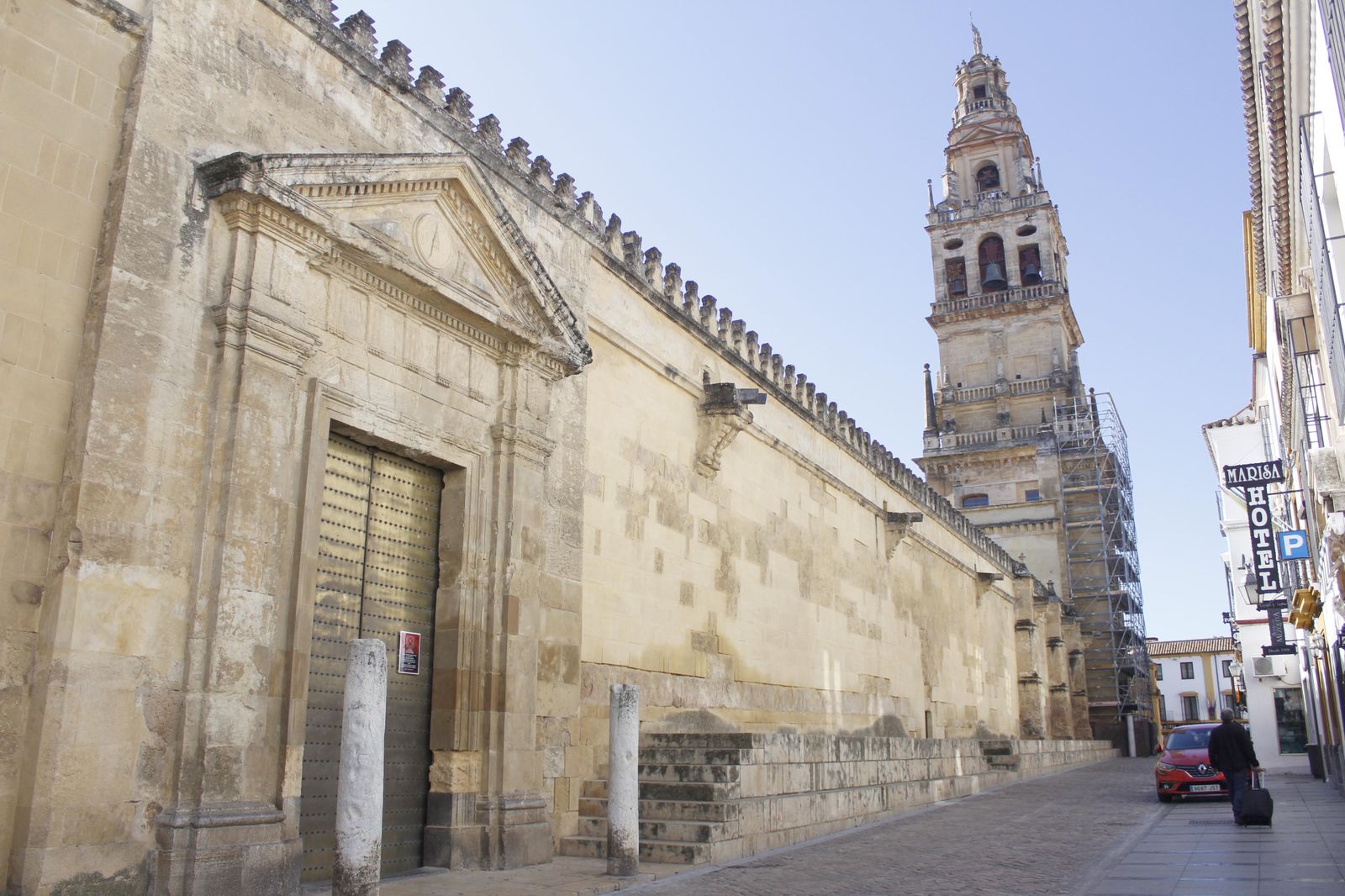 La Mezquita-Catedral de Córdoba, cerrada a los turistas.