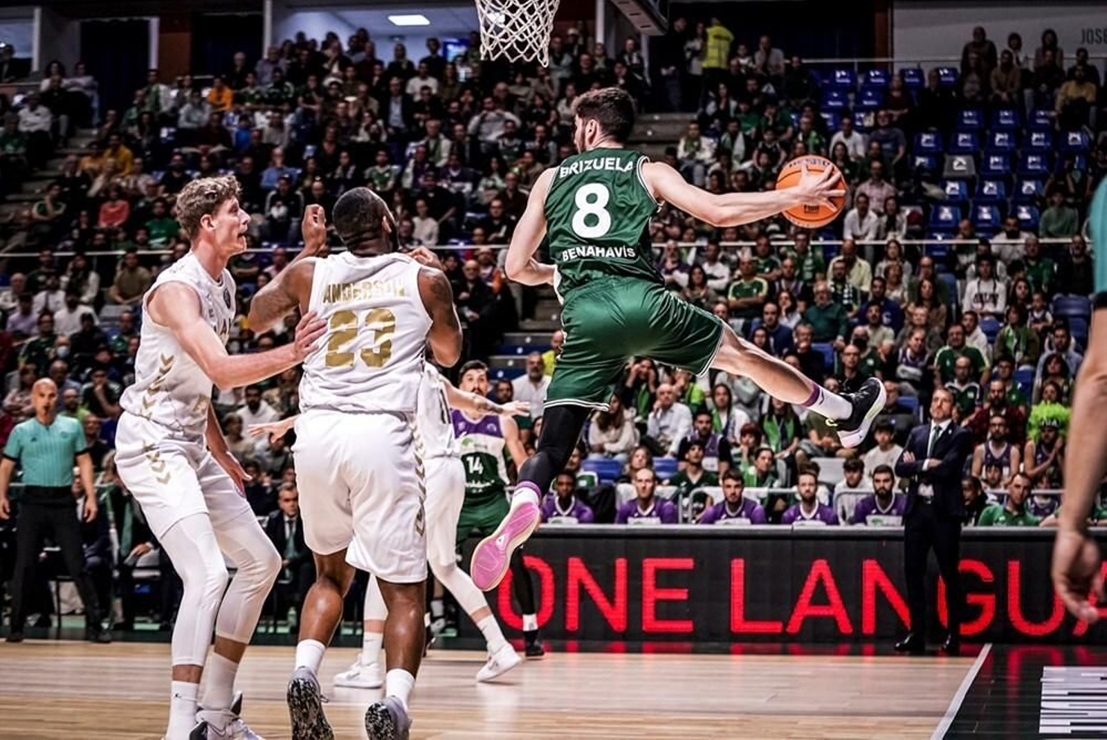 El Unicaja-UCAM Murcia, en fotos
