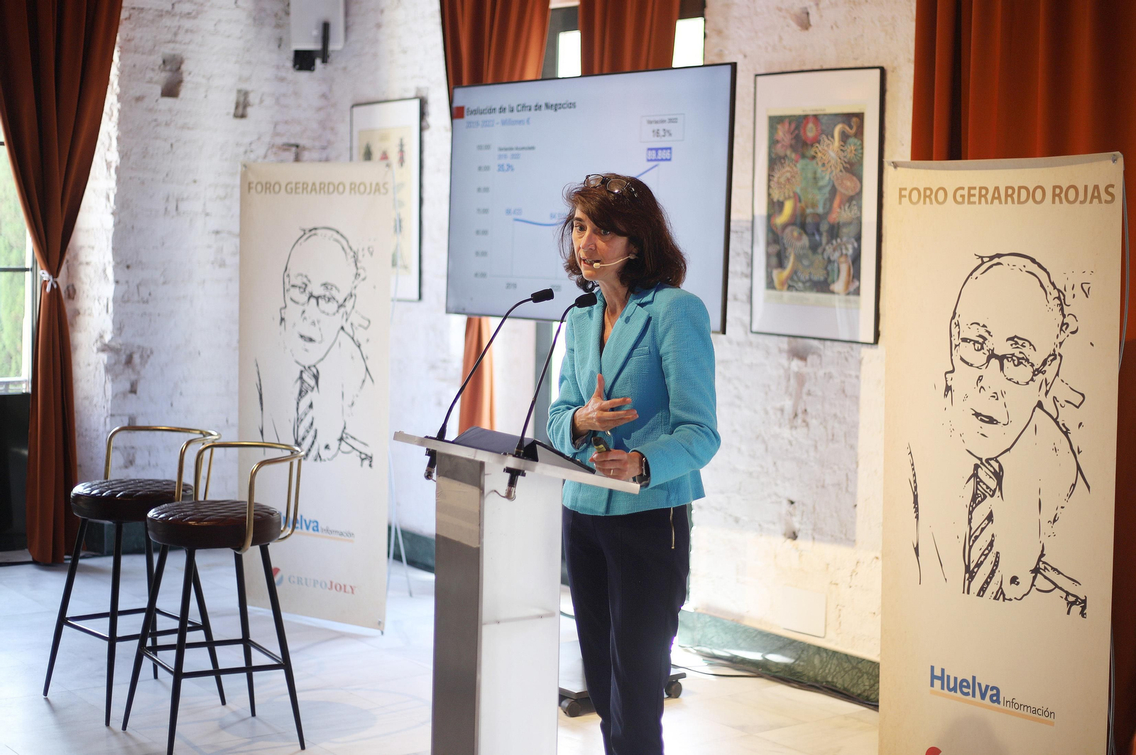 Imágenes del Foro Gerardo Rojas con Teresa Rasero como conferenciante