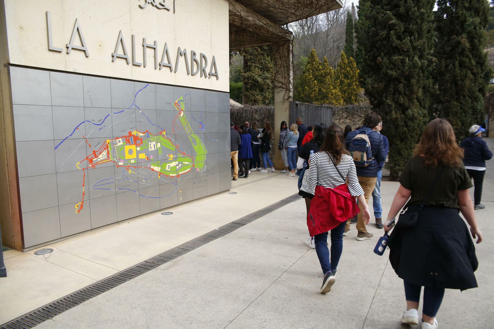 La Alhambra recupera la venta de entradas on-line tras seis horas con la web parada