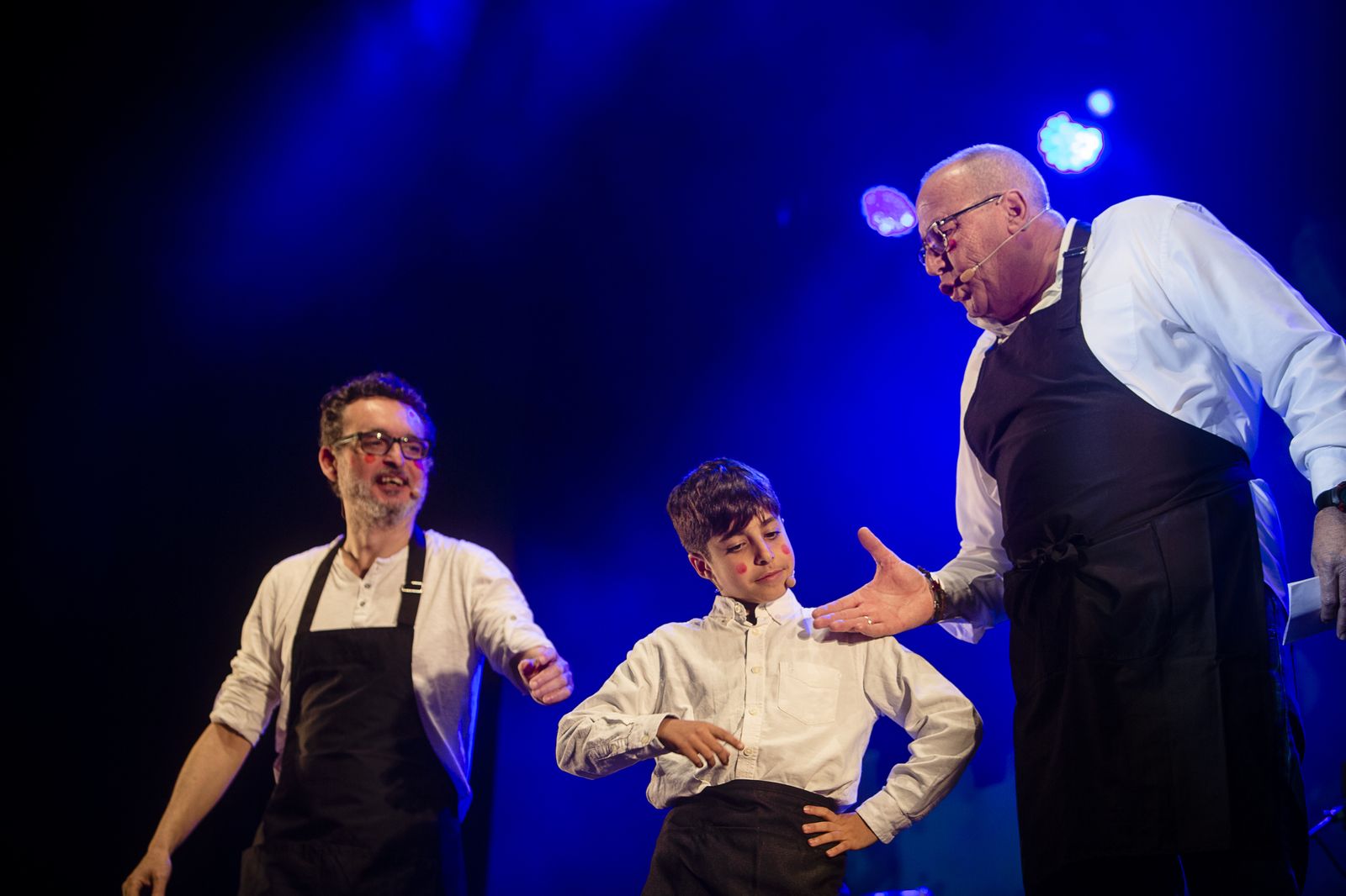 Las imágenes del pregón y la quema del Dios Momo