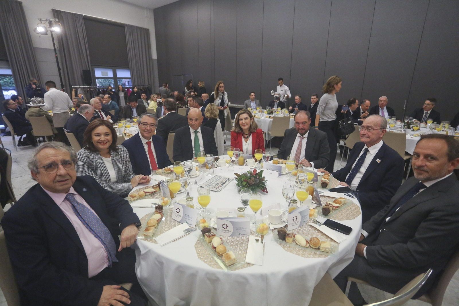 El Foro Joly Unicaja Banco con la consejera de Empleo de la Junta de Andalucía en imágenes