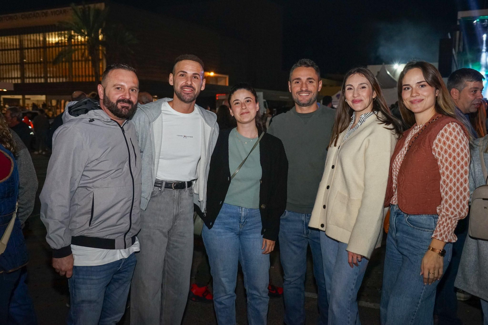 Miles de vecinos se reunieron para celebrar el otoño con la tradicional Gran Castañada de Vícar