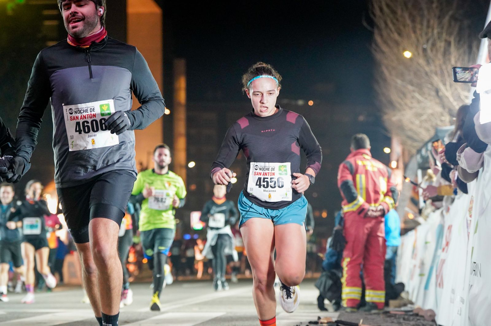 En imágenes: búscate en tu llegada a meta de la Carrera de San Antón 2026 (15)