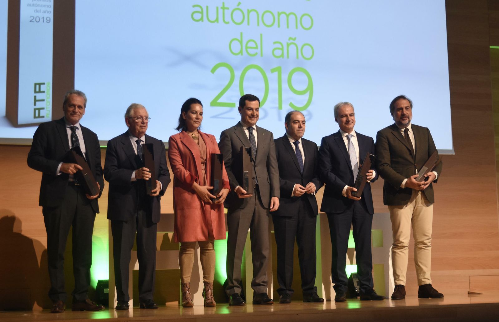 Galardonados en la gala de los XVIII Premios Autónomo del Año.