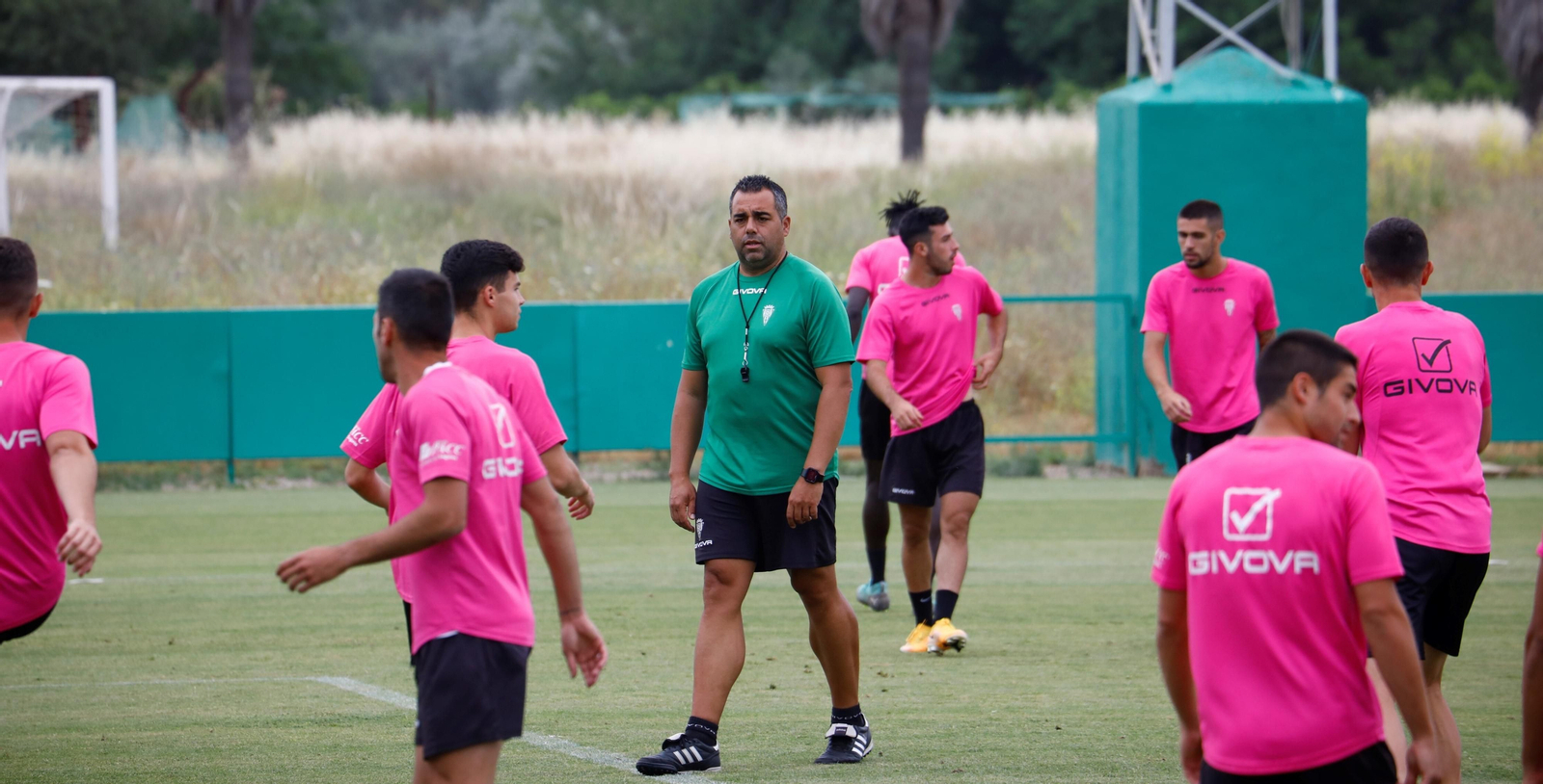 Germán Crespo, técnico del Córdoba CF, en el último entrenamiento del pasado curso.
