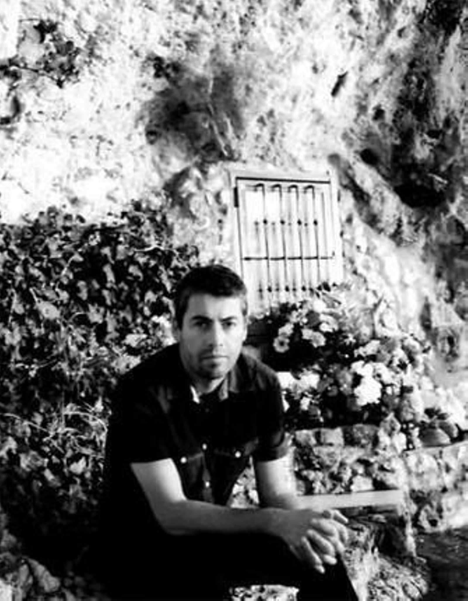 Antonio Luque es Sr Chinarro, y esta tarde es el protagonista de 'La música contada'.