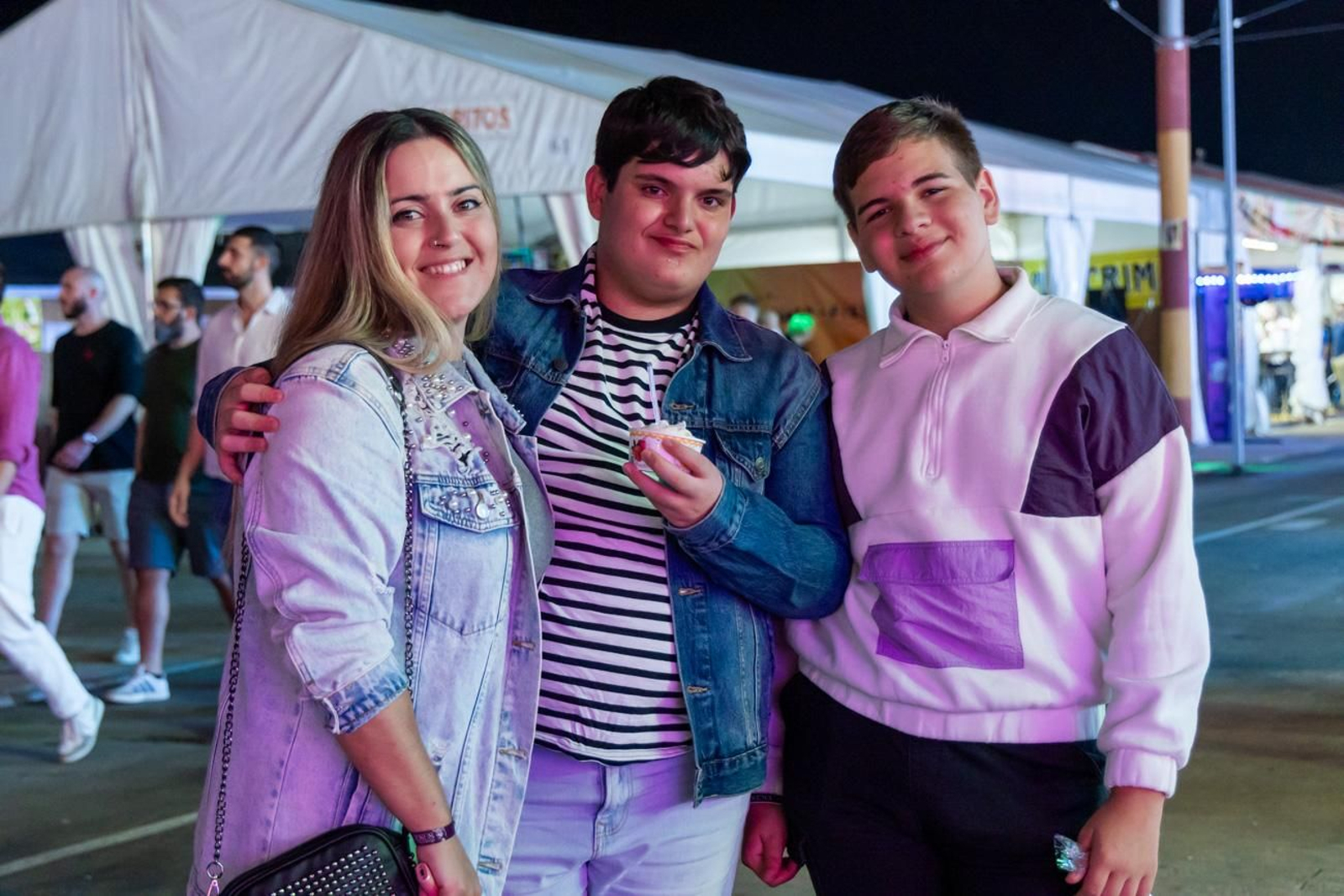 Los jiennenses disfrutan una noche más de la Feria de San Lucas