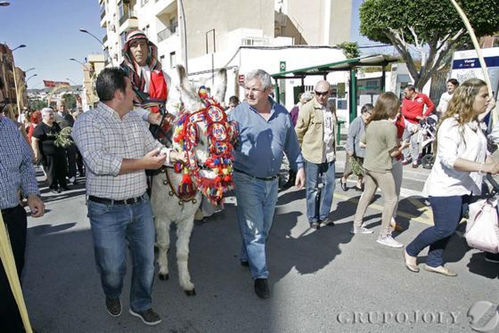 Procesión viviente en Viator

Foto: Rafael Gonzalez