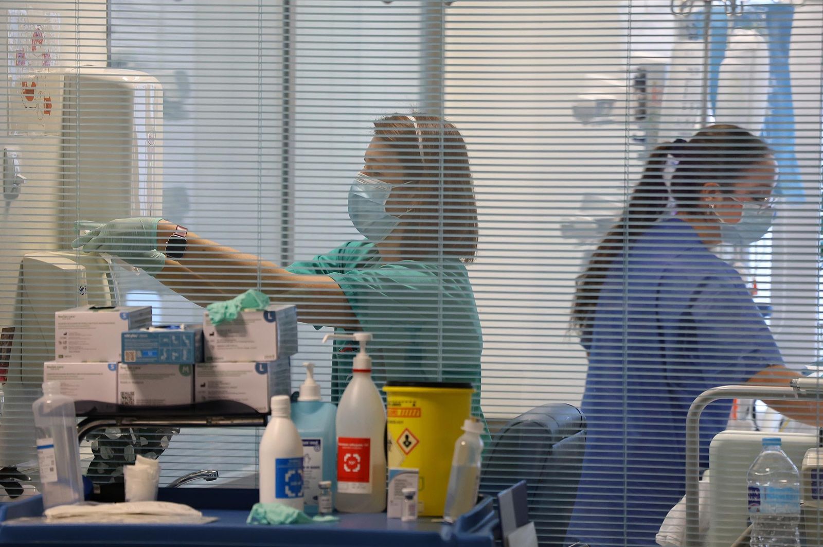 Imágenes de la UCI del Hospital Infanta Elena en Huelva