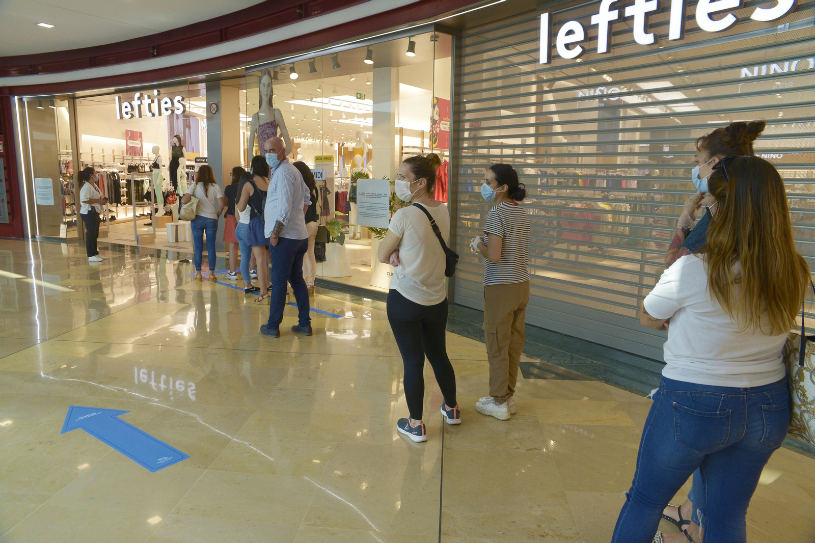 Fotos de los centros comerciales de Algeciras al inicio dela fase 2