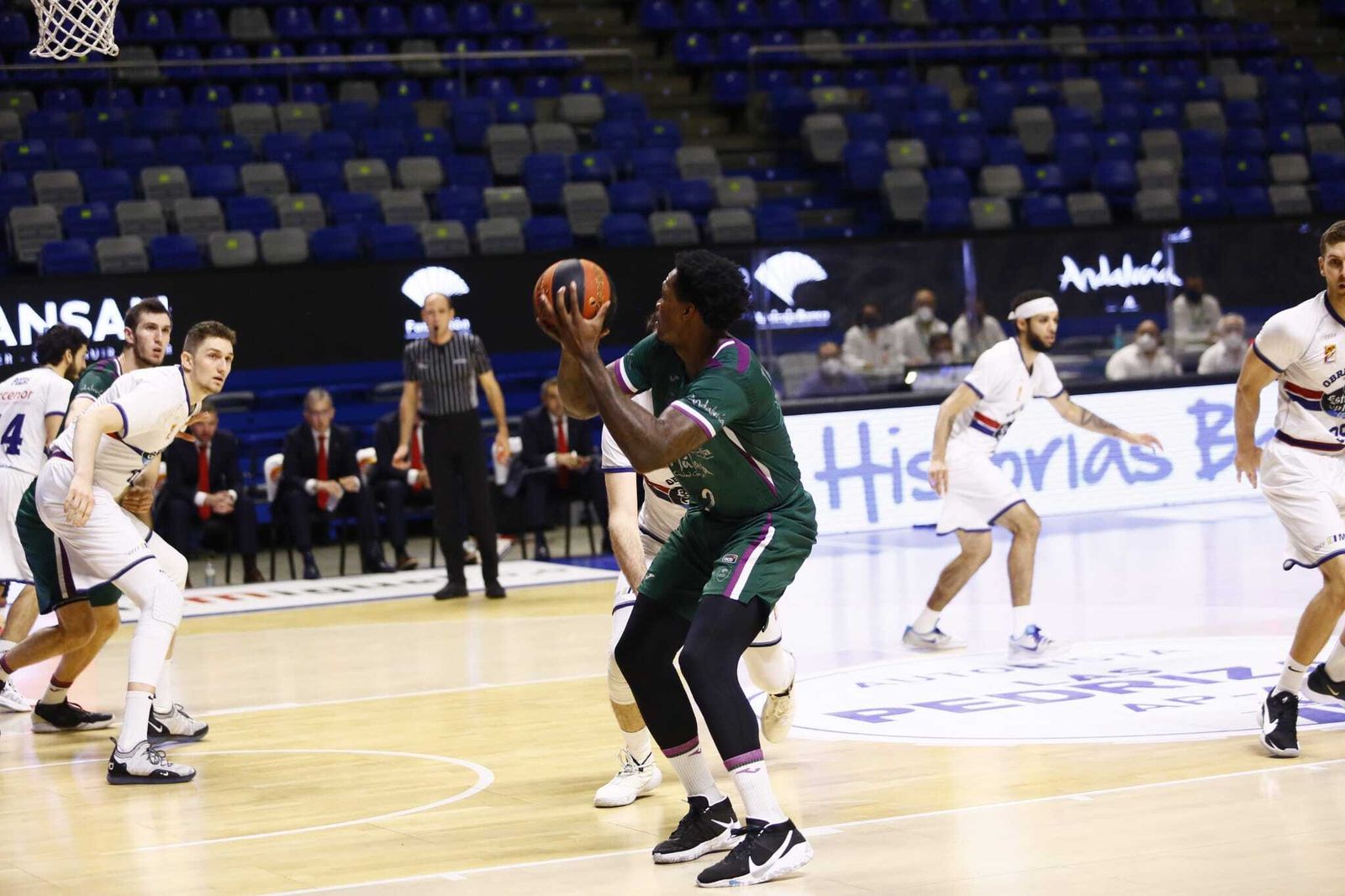 El Unicaja-Obradoiro, en fotos