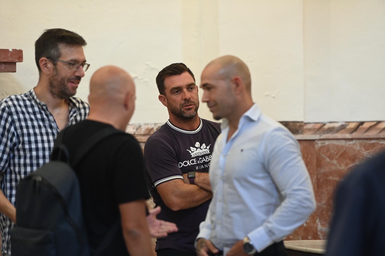 La ofrenda floral del Málaga CF a la Divina Pastora, en fotos