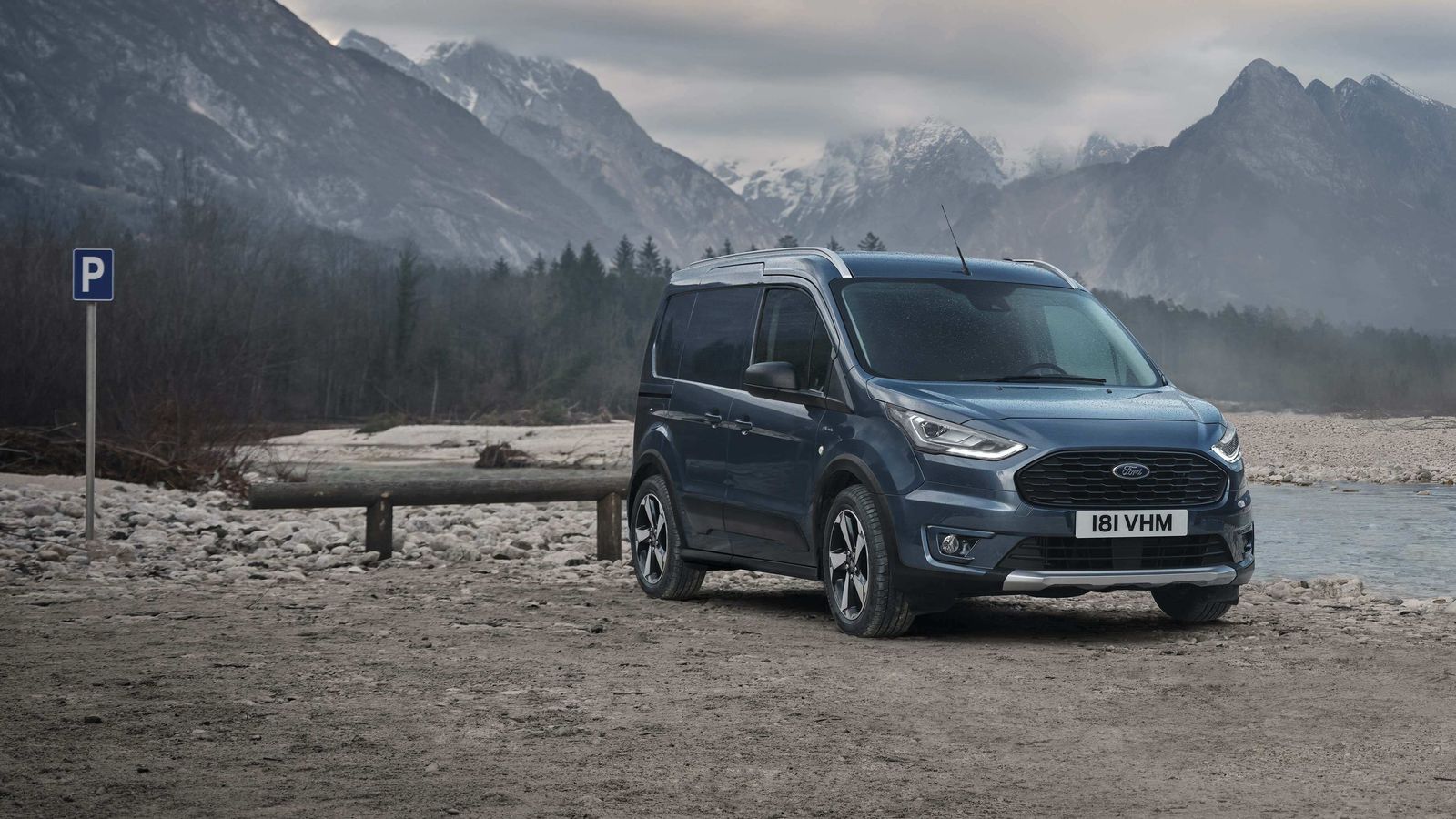 El Transit Connect es la opción de doble uso, particular industrial, en la gama Ford y, ahora, con estilo off-road gracias al apellido Active.