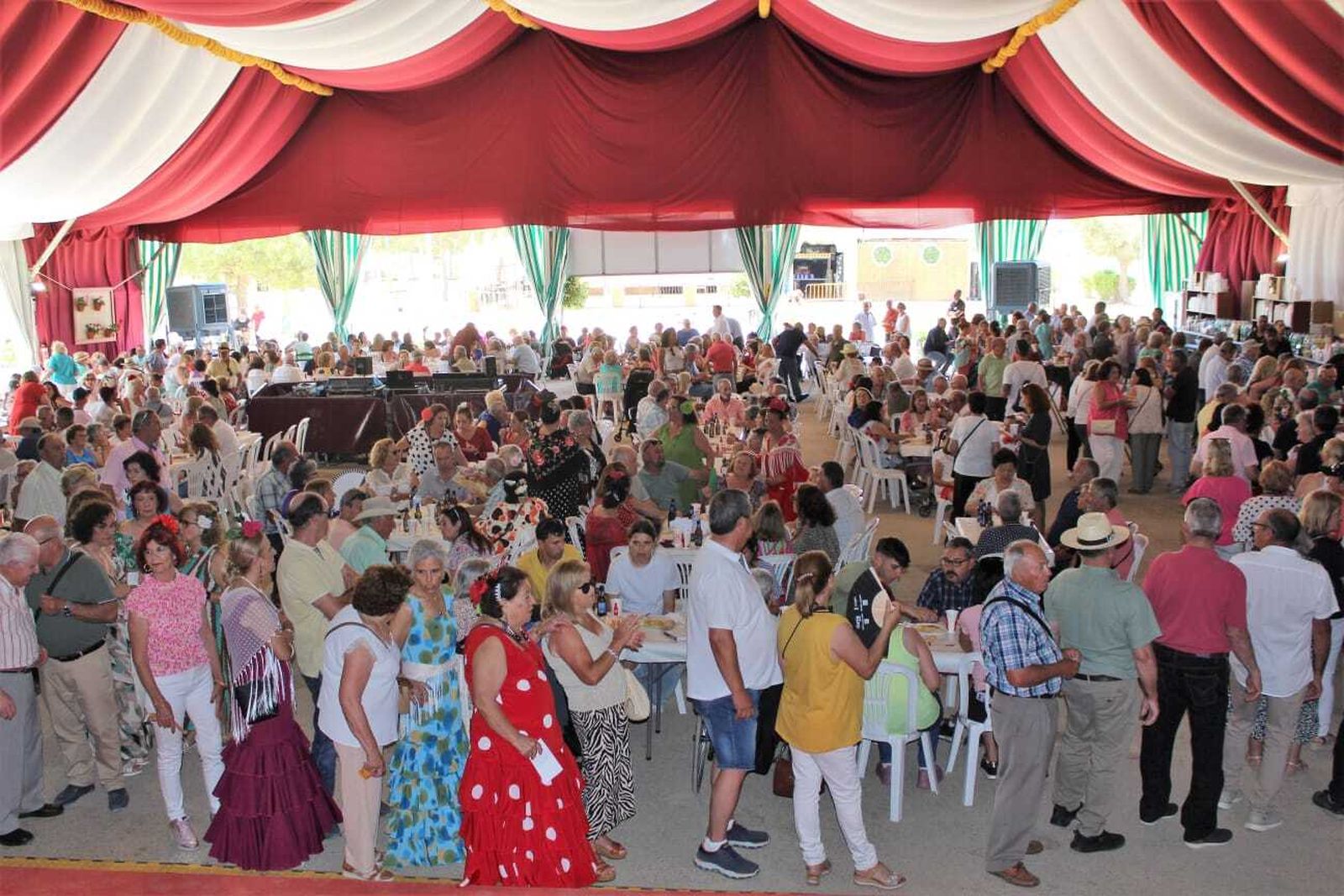 Búscate en las imágenes del viernes de Feria de Chiclana 2024