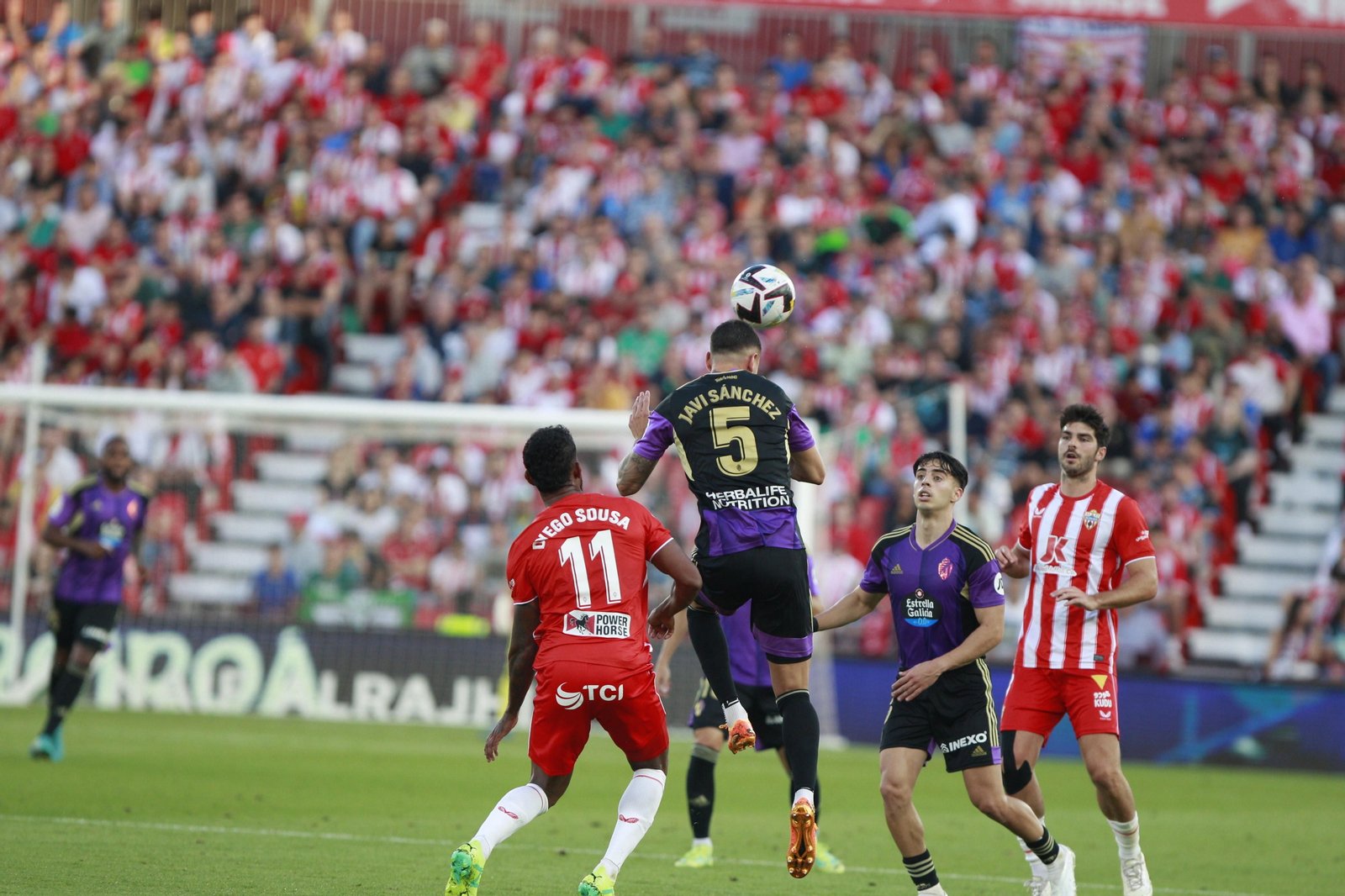 Imágenes del partido U.D. Almería-Real Valladolid C.F.