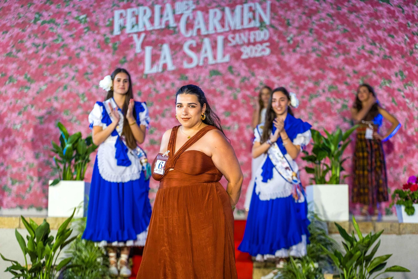 Las imágenes de la Gala de Elección de las Salineras en San Fernando