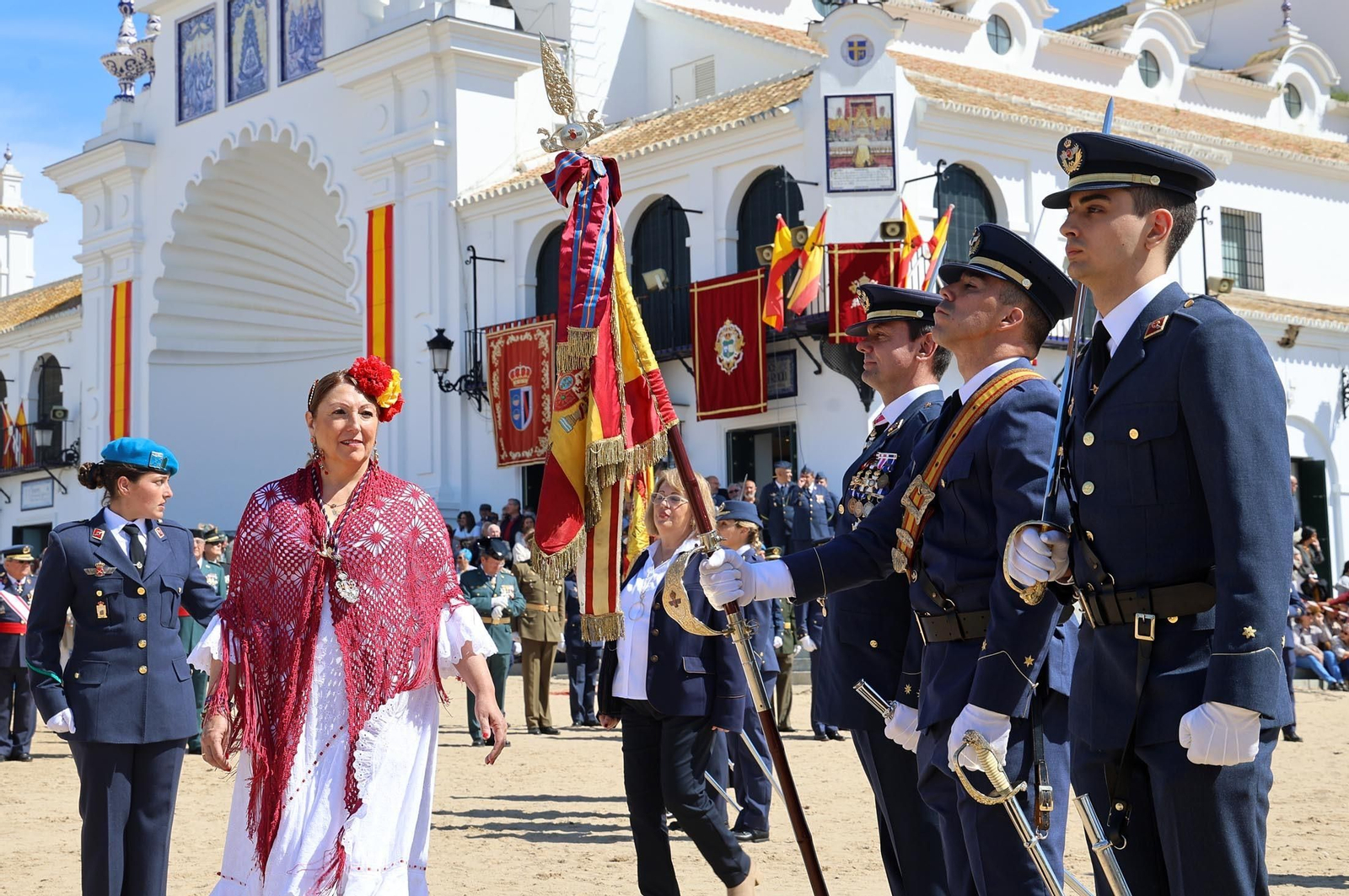 Imágenes del acto de Juramento o Promesa de Fidelidad a la Bandera Nacional en El Rocío