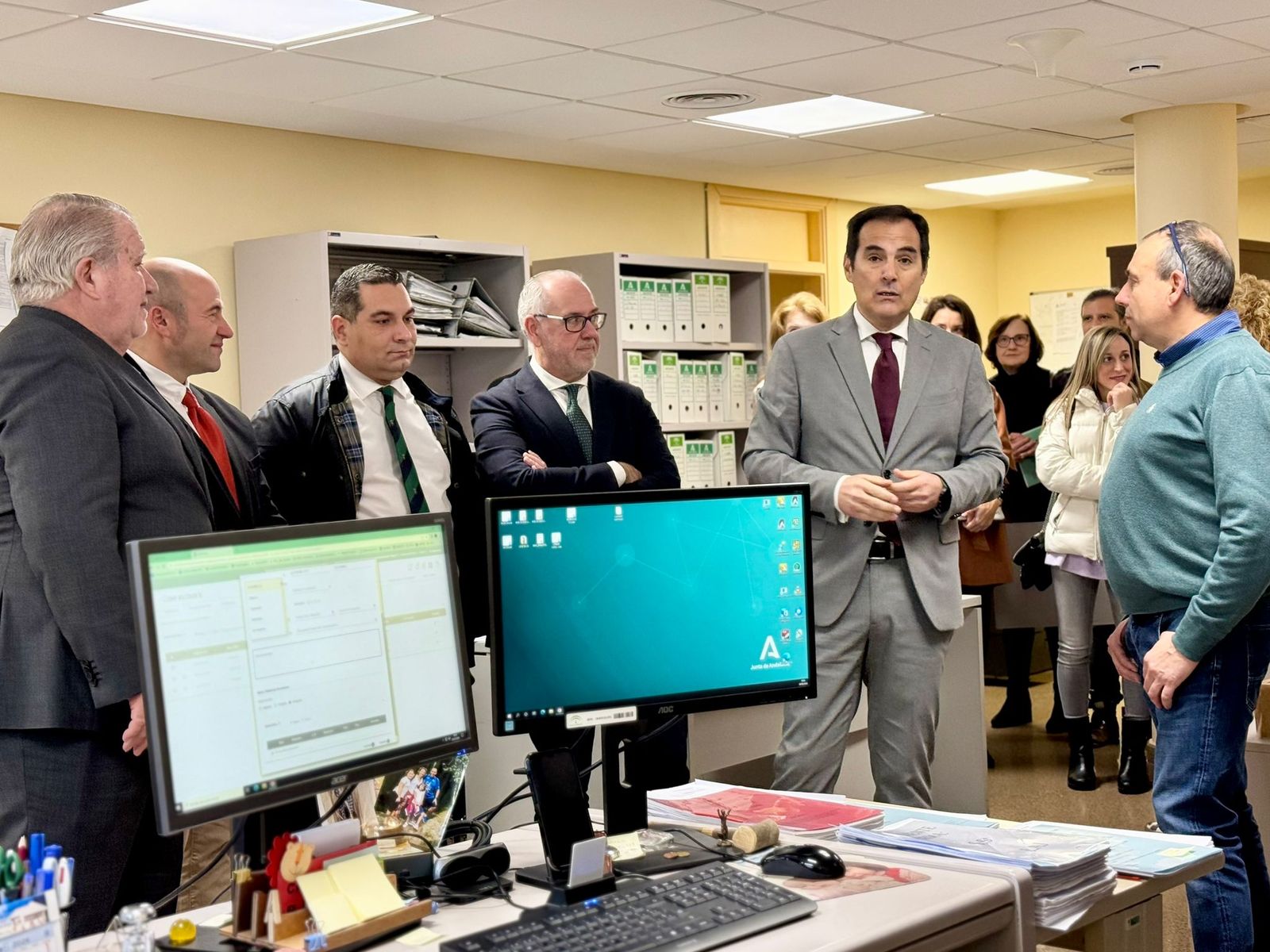 Visita del consejero de Justicia, Jose Antonio Nieto.