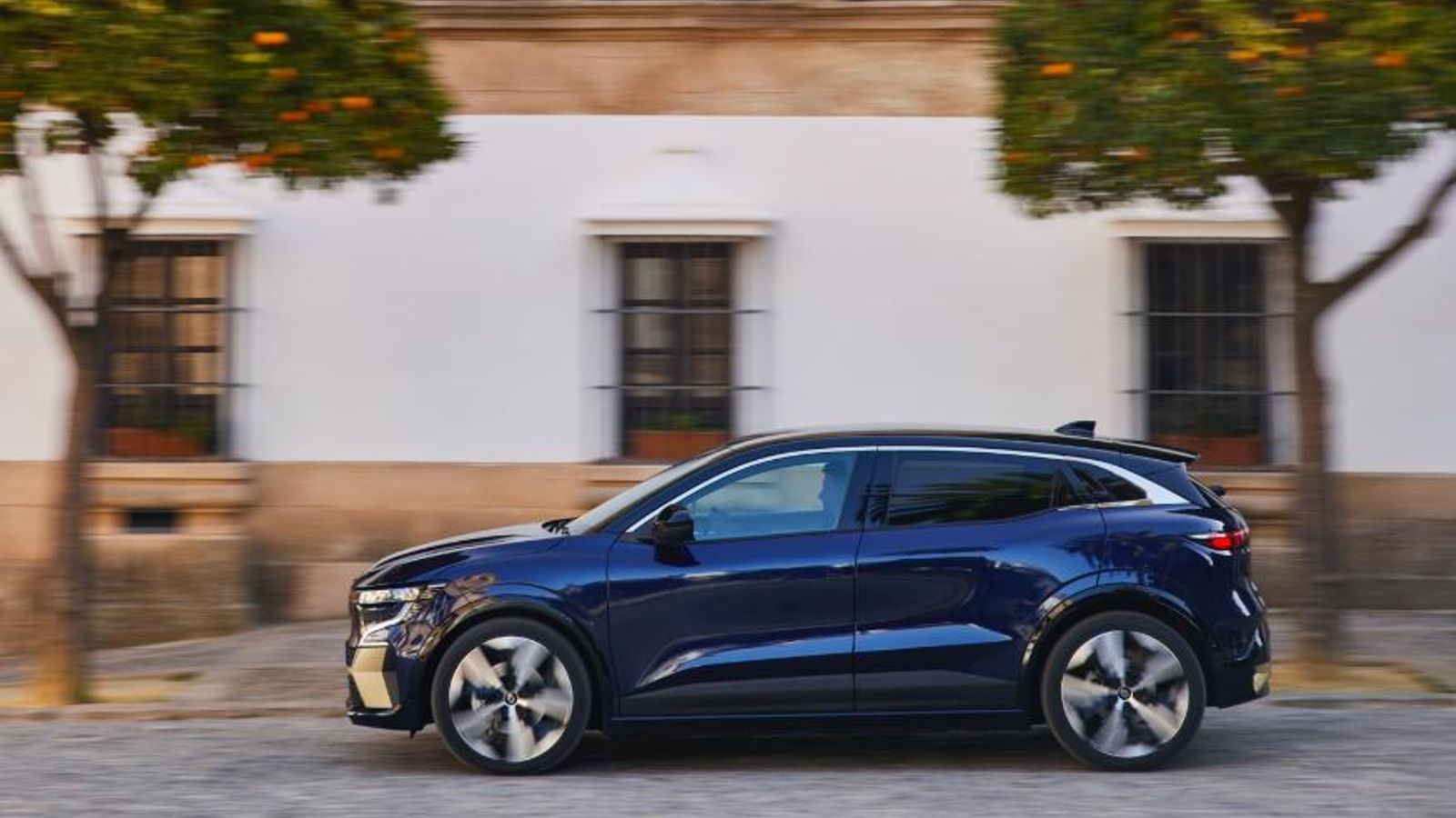 El Mégane E-Tech coexistirá durante un tiempo indefinido con los Mégane híbridos y exclusivamente de combustión: el mismo nombre para dos coches muy distintos.