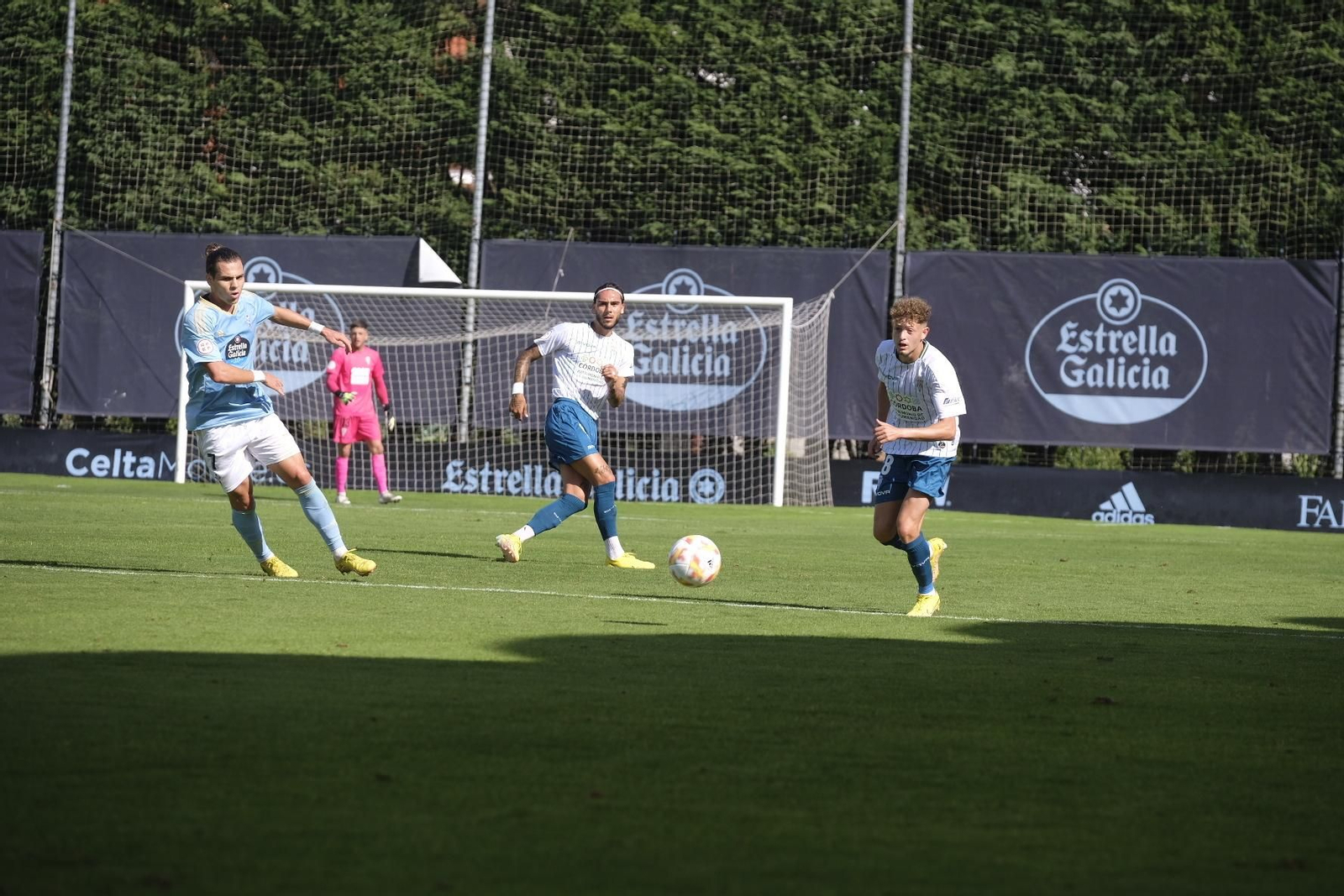 Las imágenes del triunfo del Córdoba CF en su visita al Celta B