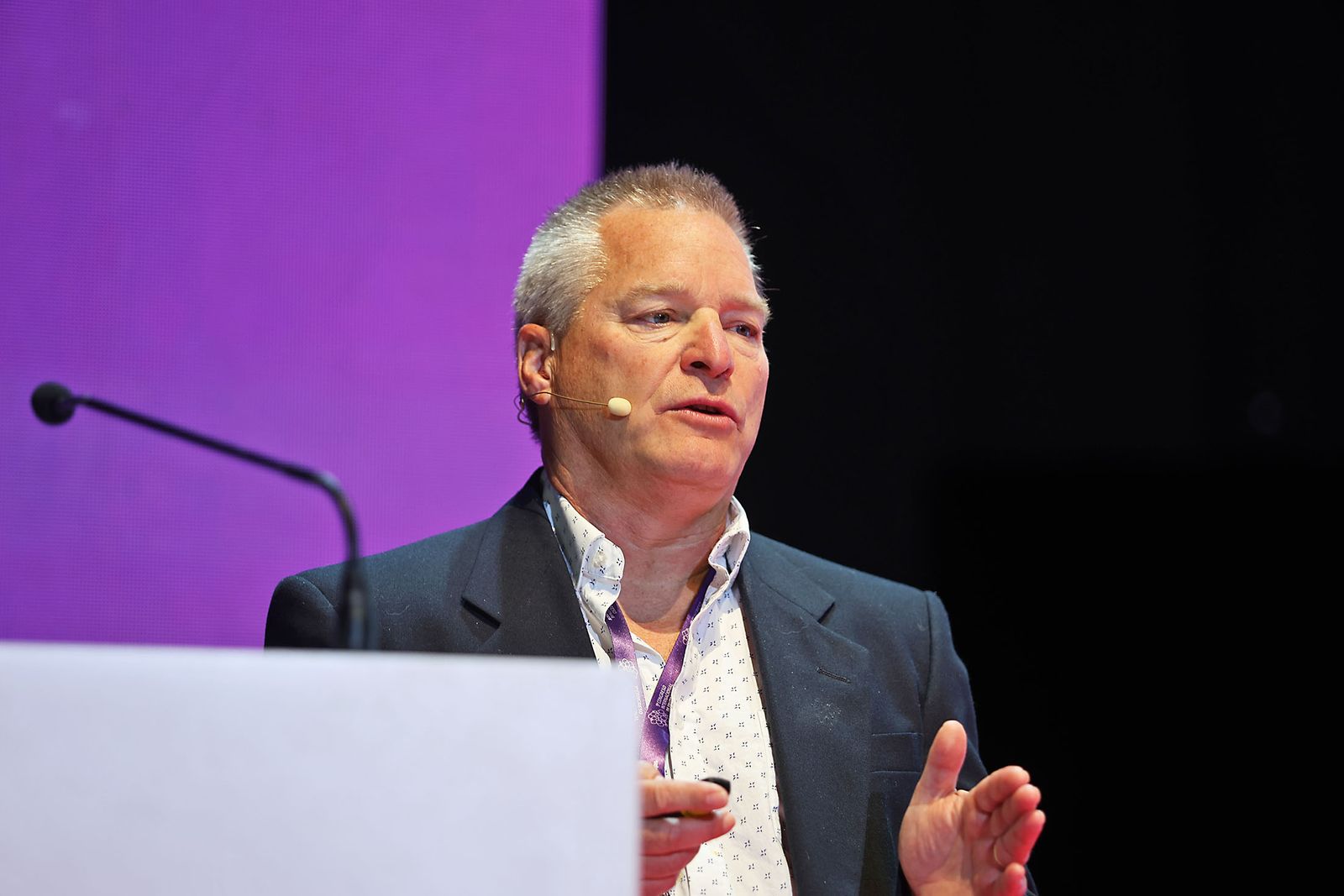 Imágenes del  IX Congreso de los frutos Rojos en la mañana de jueves