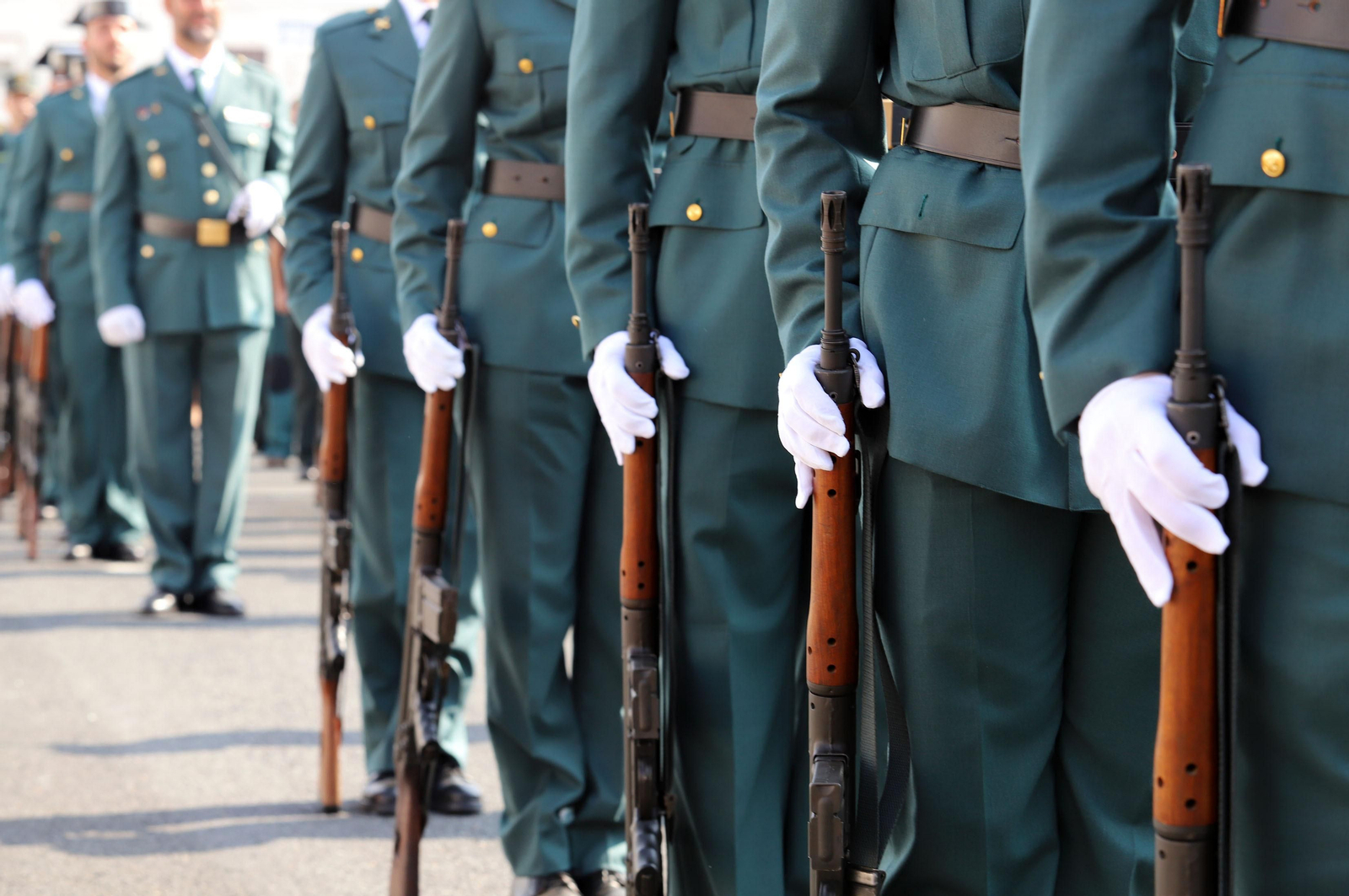 Imágenes de la toma de posesión de Andrés López como coronel jefe de la Comandancia de la Guardia Civil en Huelva