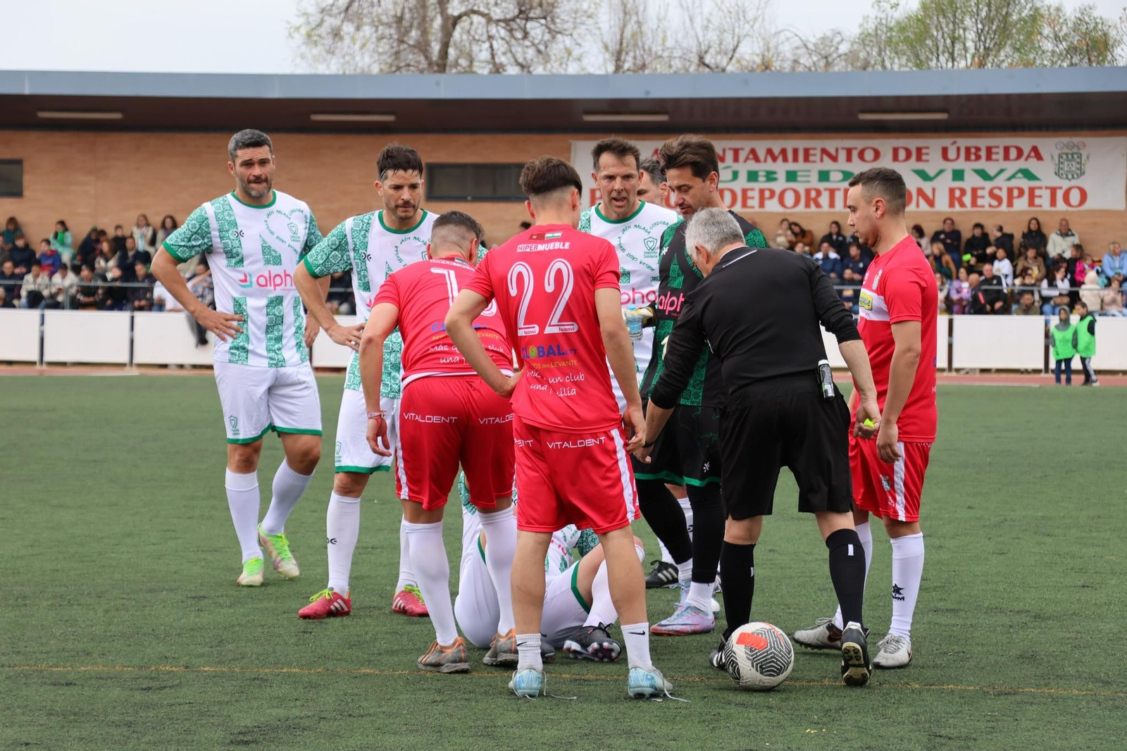 En imágenes: fútbol y arte se unen en Úbeda para apoyar a la Asociación Síndrome de Down Jaén